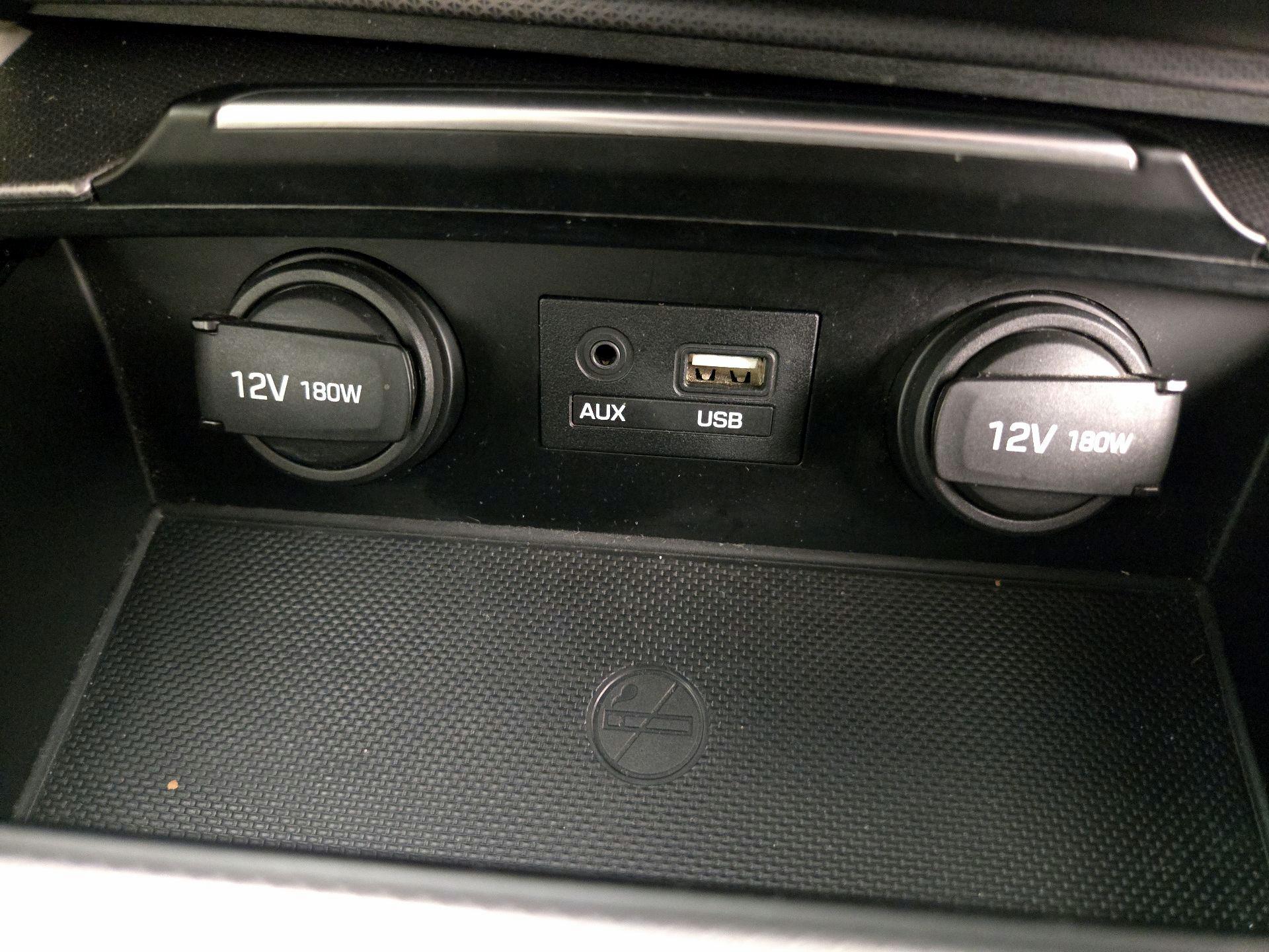 Thumbnail: 2016 Hyundai Genesis - 19
