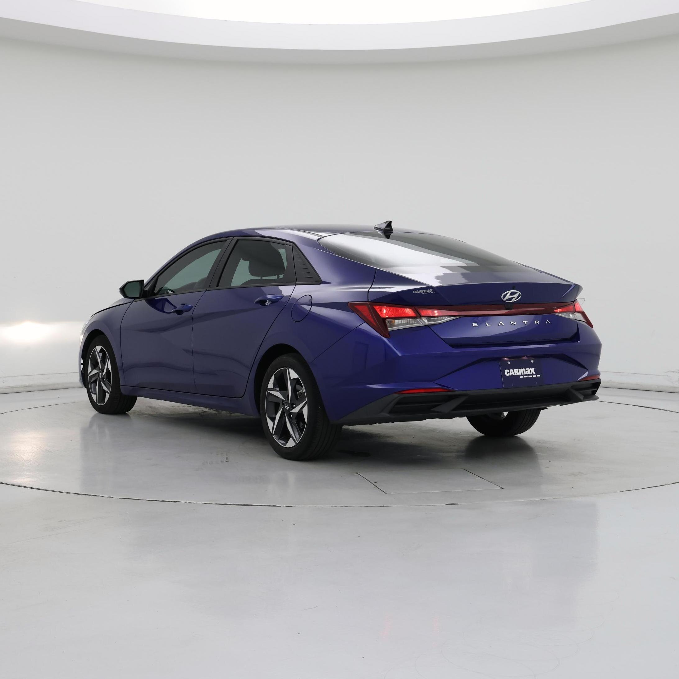 Thumbnail: 2023 Hyundai Elantra - 2