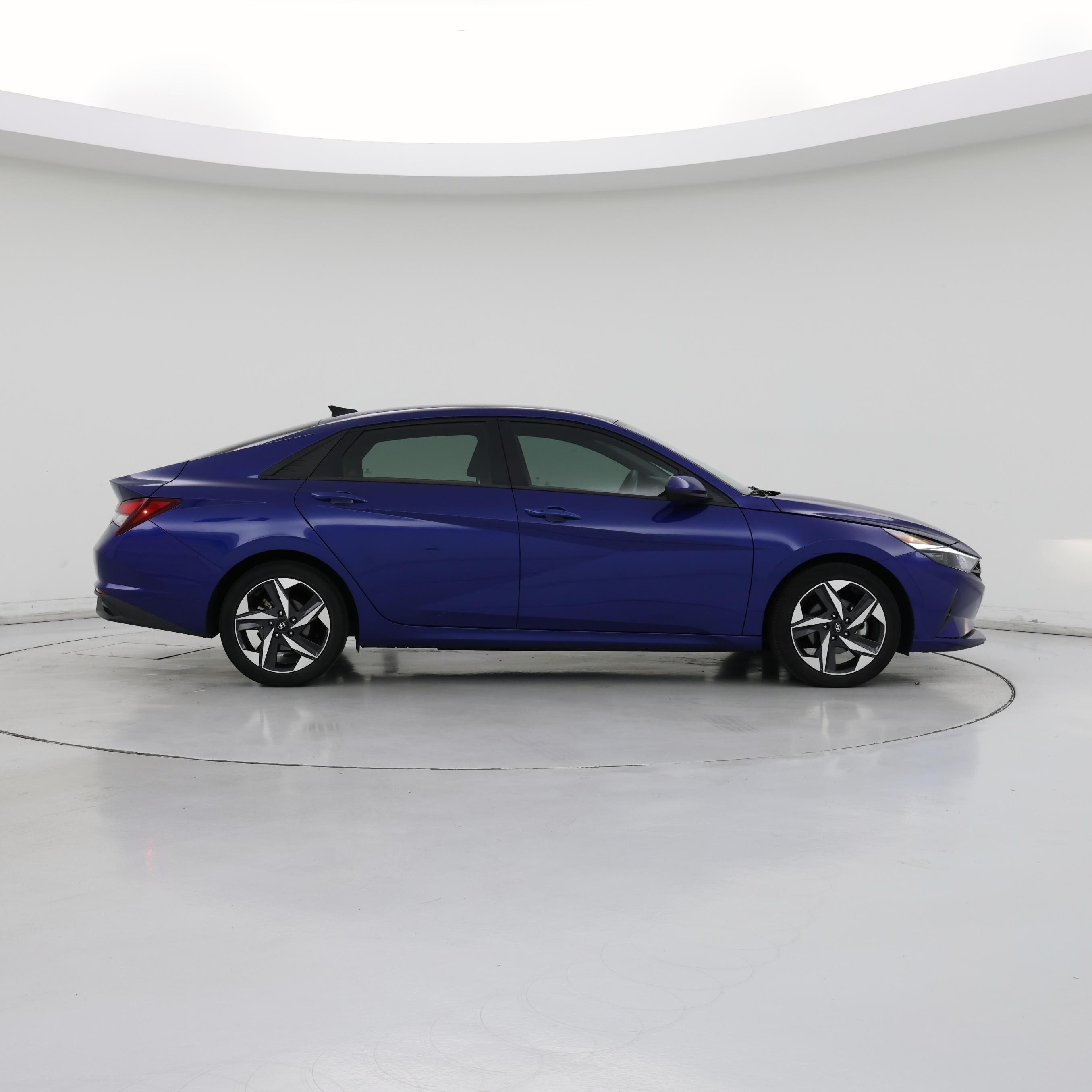 Thumbnail: 2023 Hyundai Elantra - 7