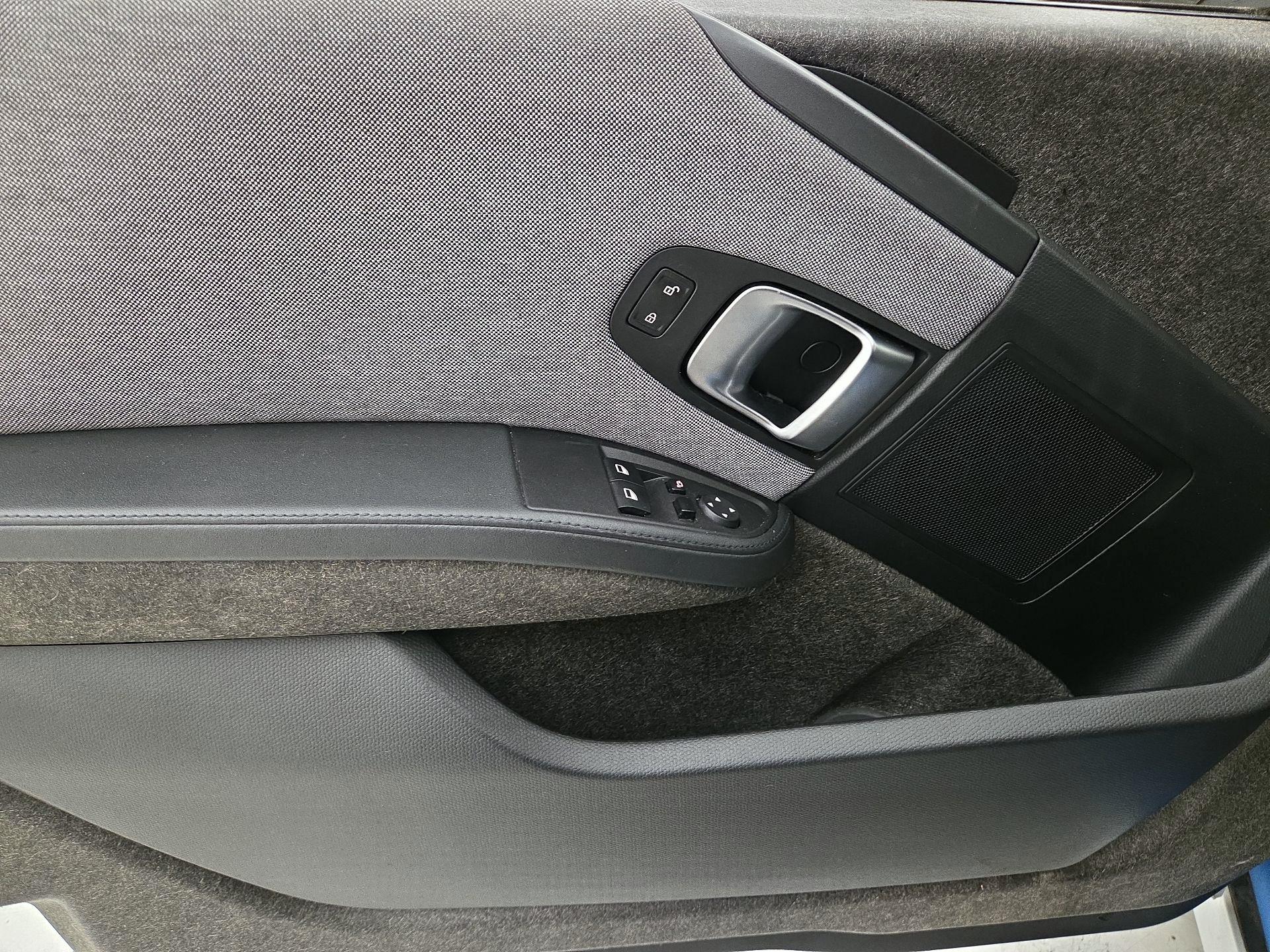 Thumbnail: 2017 BMW i3 - 12