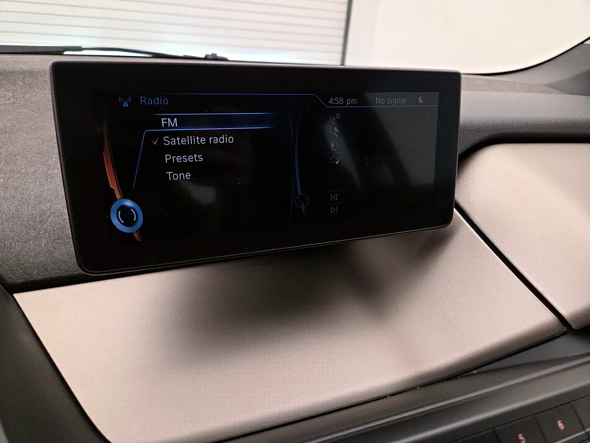 Thumbnail: 2017 BMW i3 - 16