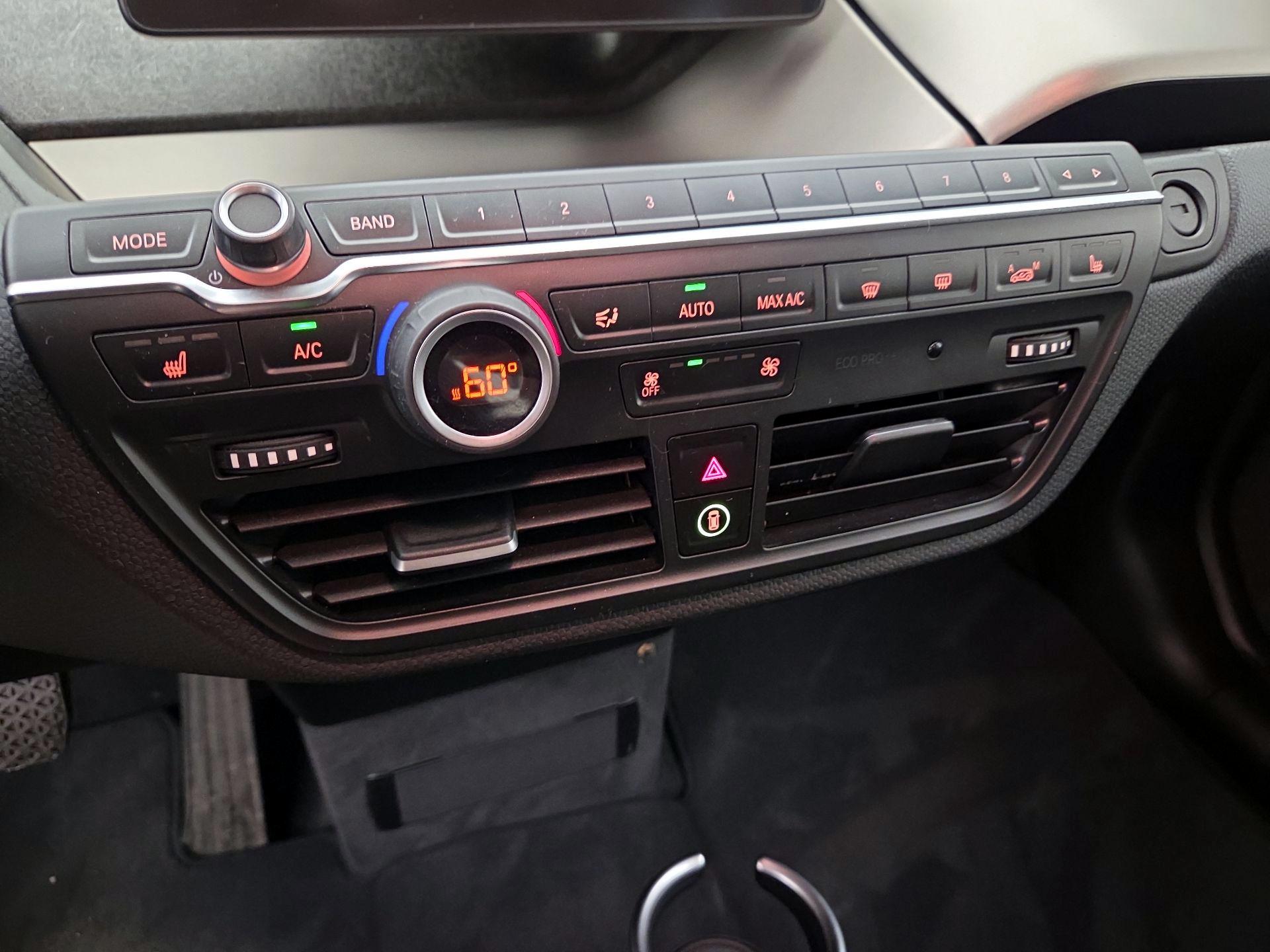Thumbnail: 2017 BMW i3 - 17