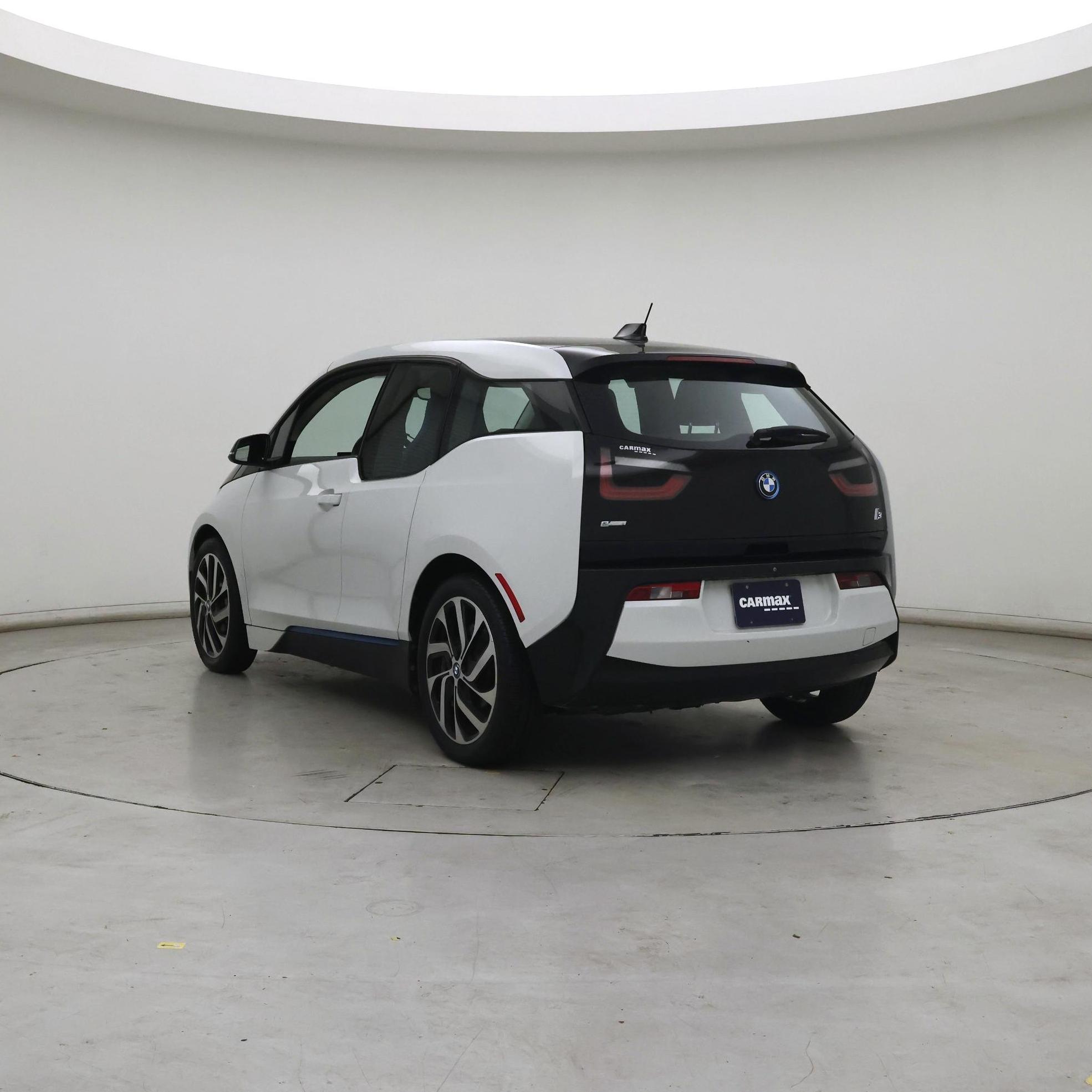 Thumbnail: 2017 BMW i3 - 2