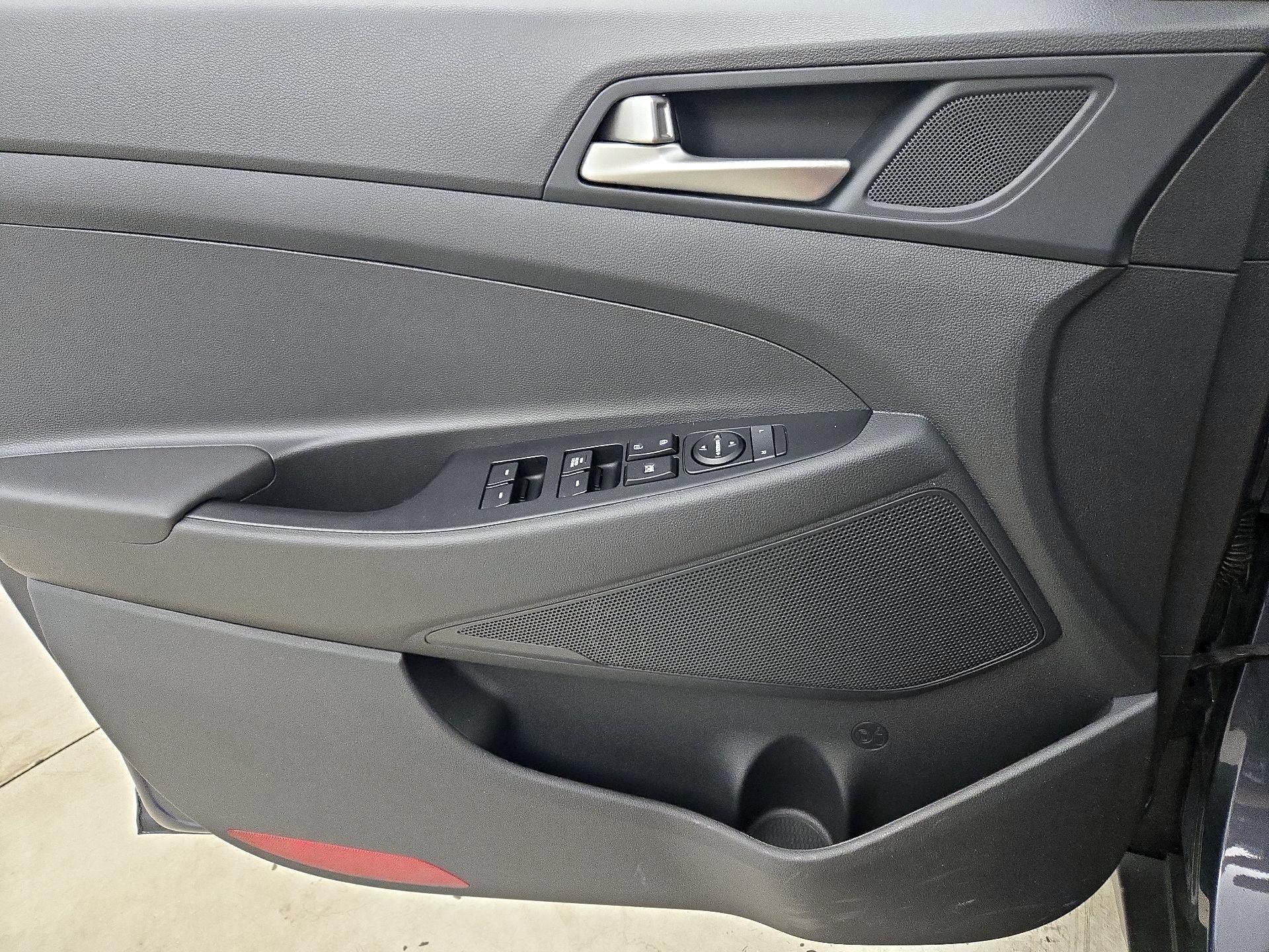 Thumbnail: 2020 Hyundai Tucson - 12
