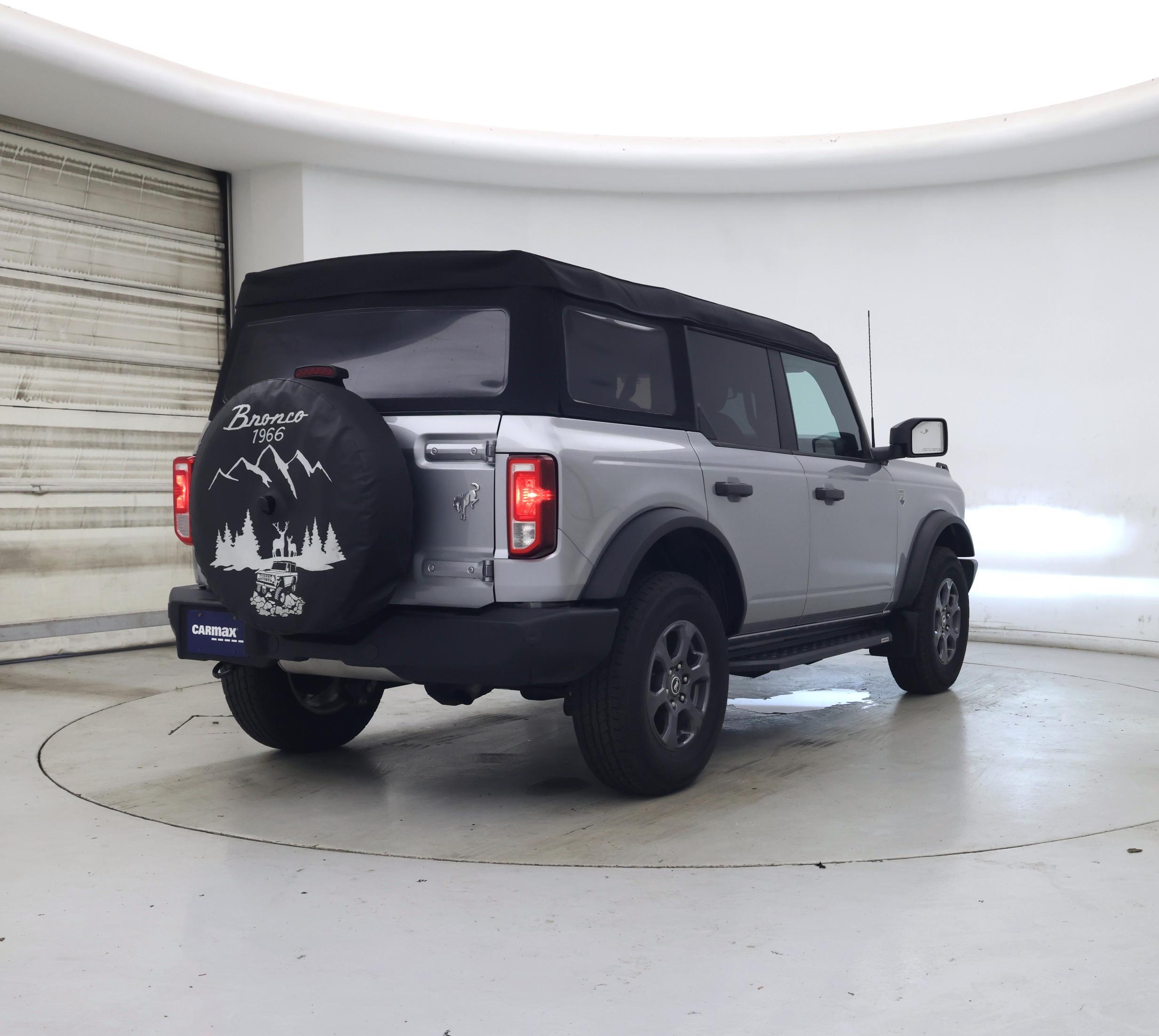 Thumbnail: 2023 Ford Bronco - 8