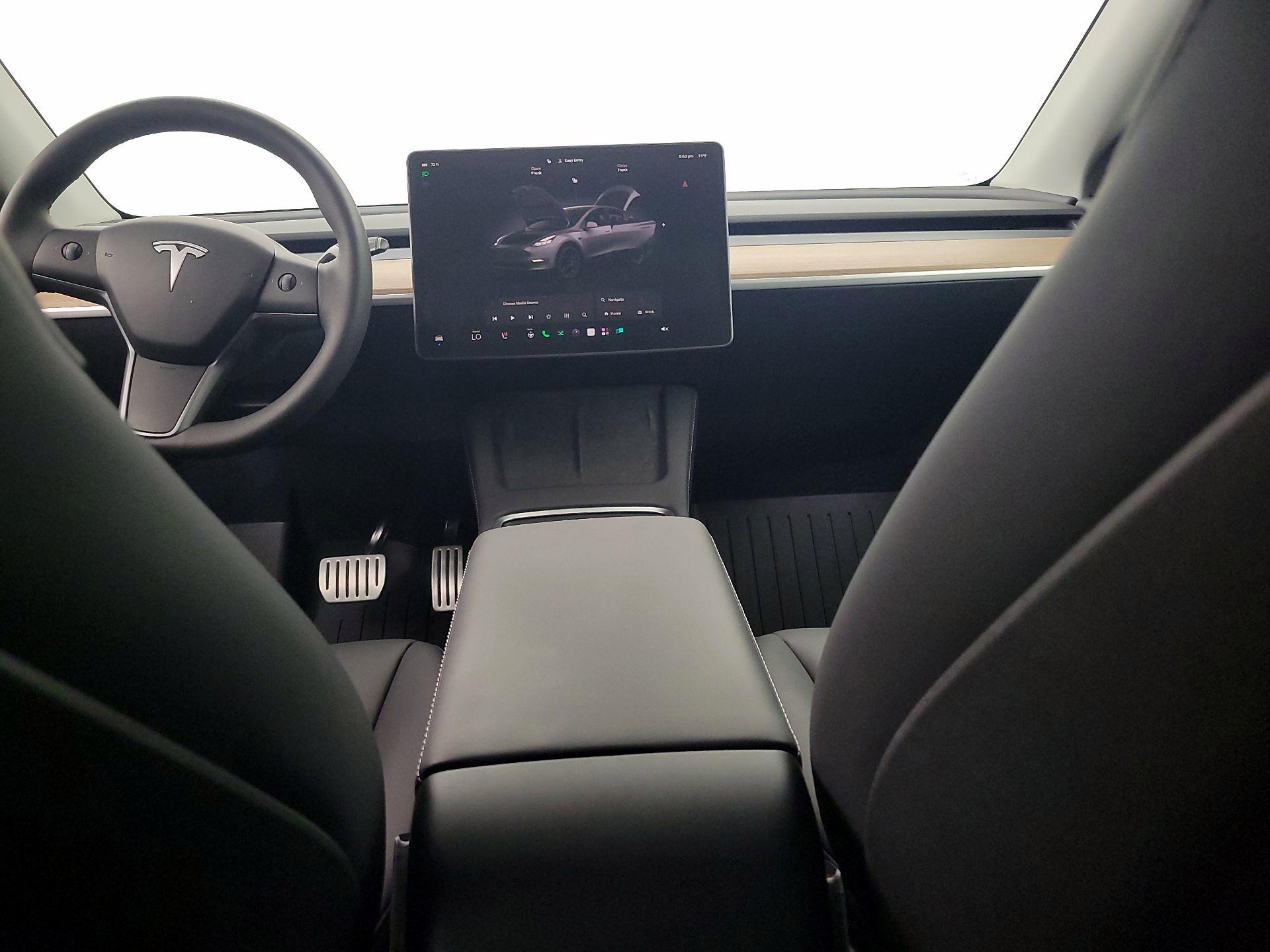 Thumbnail: 2024 Tesla Model Y - 9