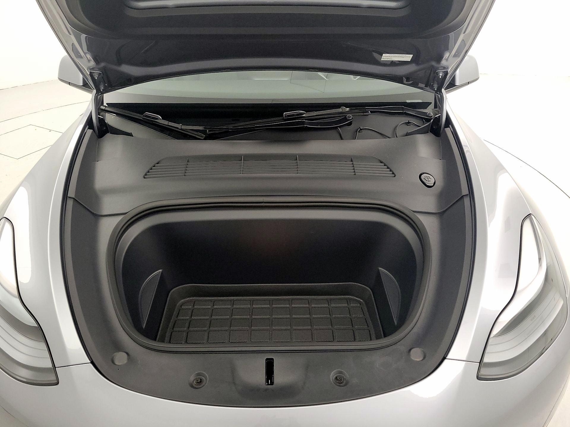 Thumbnail: 2024 Tesla Model Y - 20