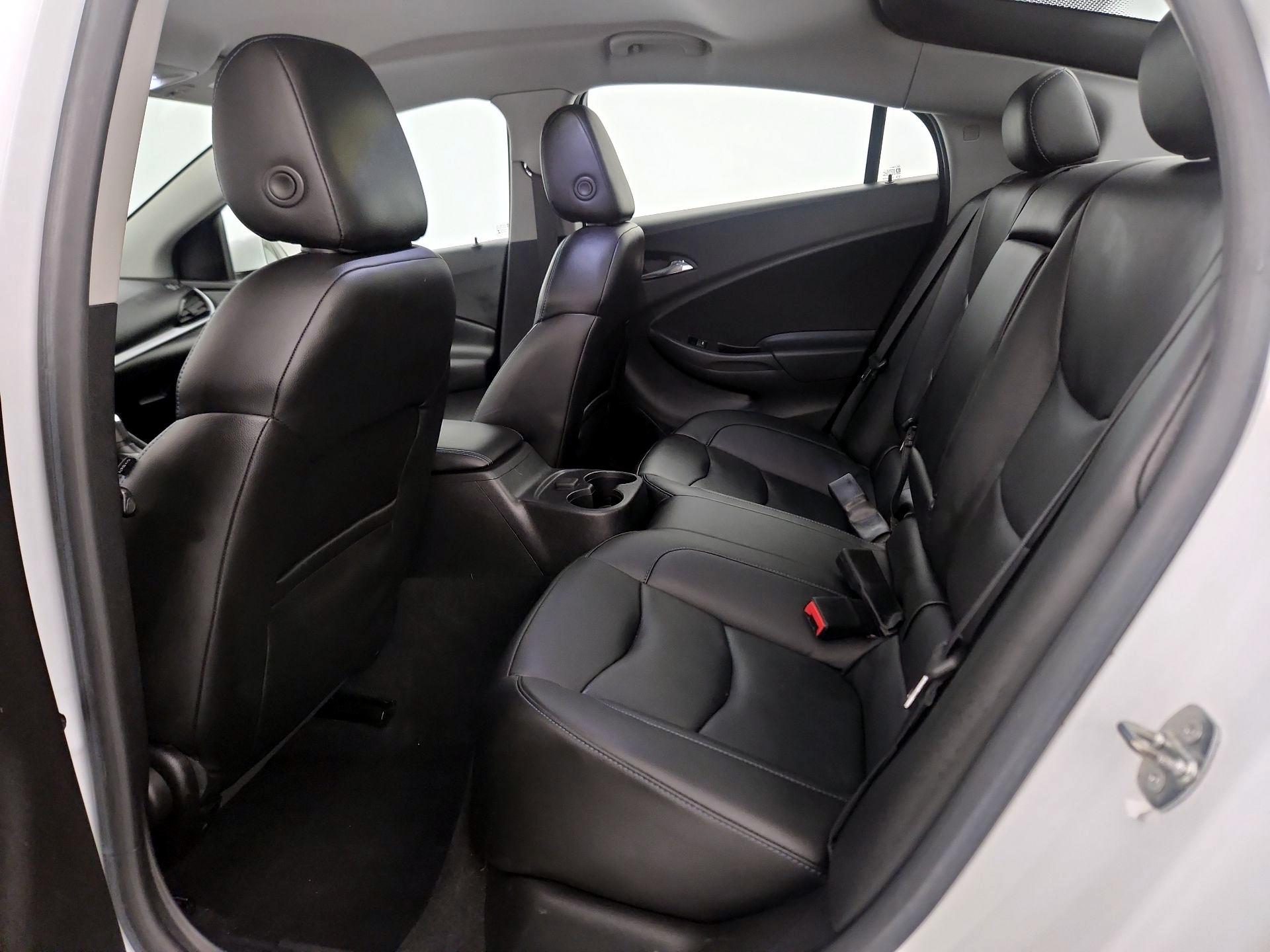 Thumbnail: 2018 Chevrolet Volt - 20