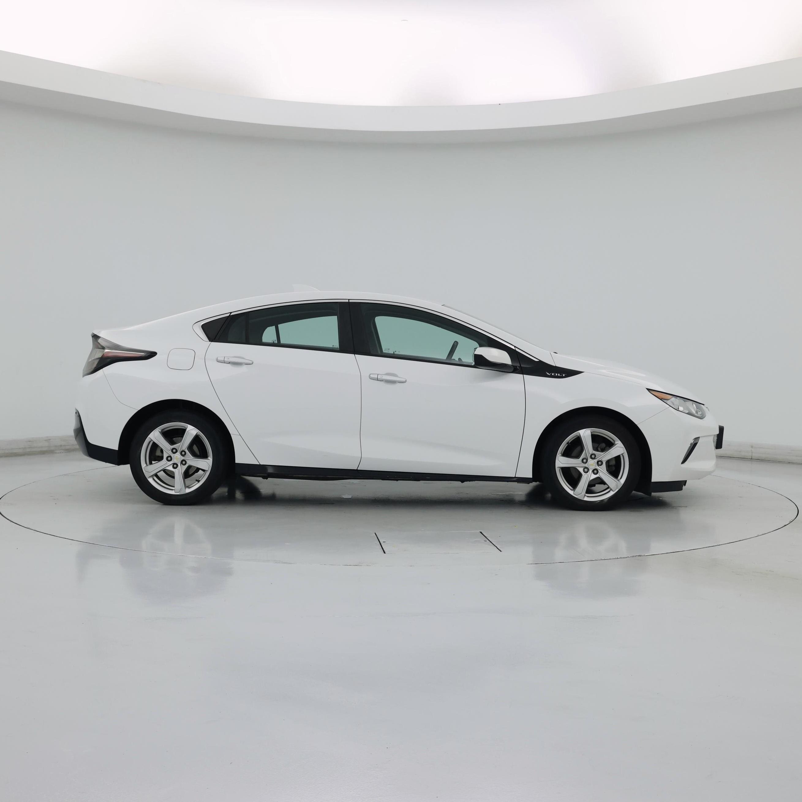 Thumbnail: 2018 Chevrolet Volt - 7