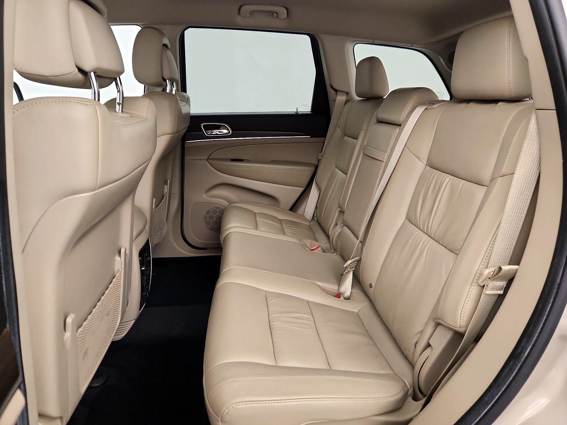 Thumbnail: 2014 Jeep Grand Cherokee - 19