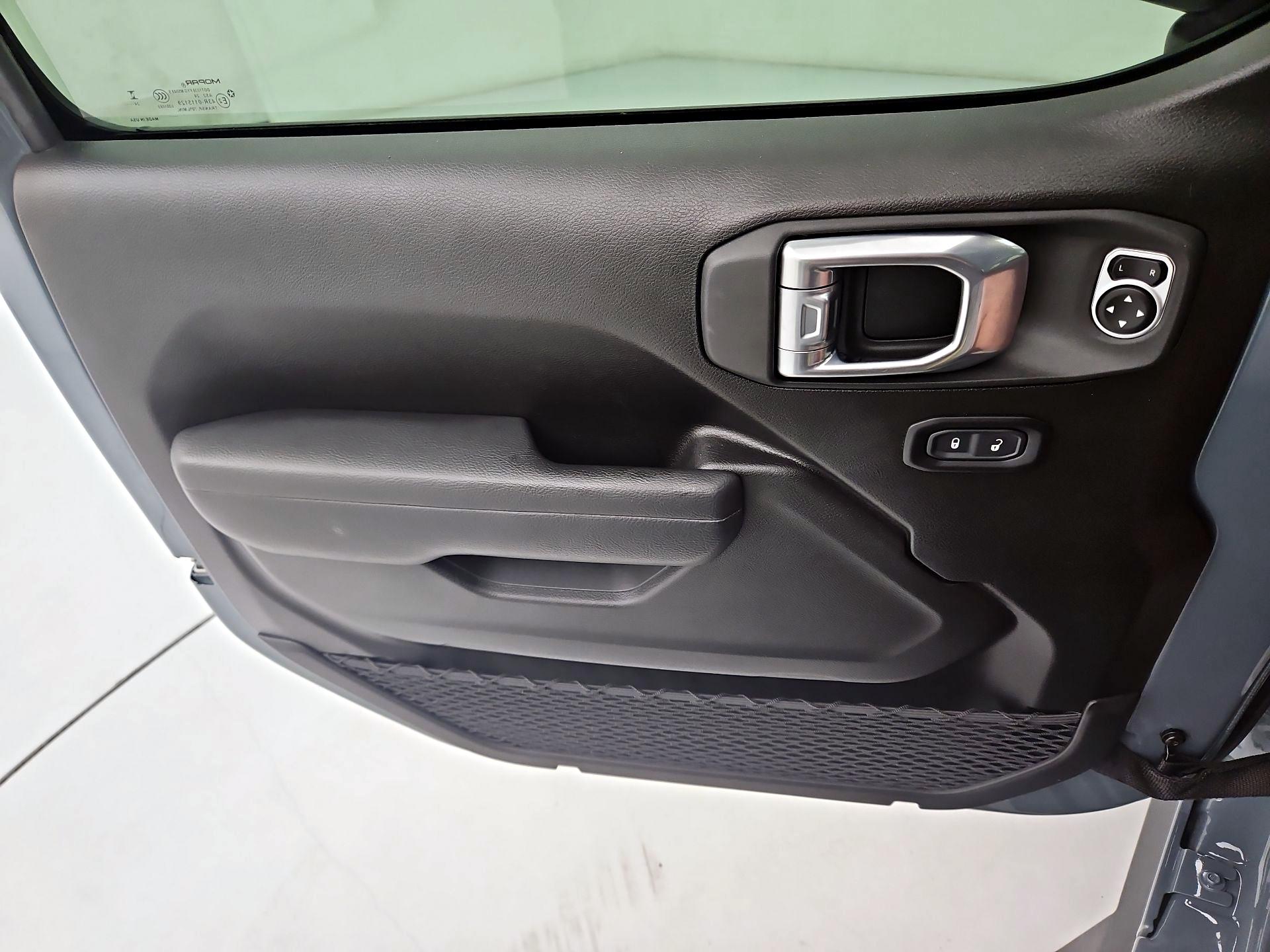 Thumbnail: 2024 Jeep Wrangler - 12