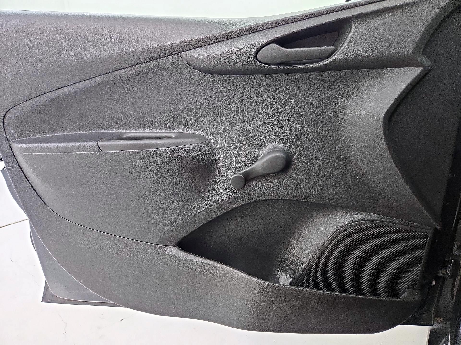 Thumbnail: 2021 Chevrolet Spark - 12