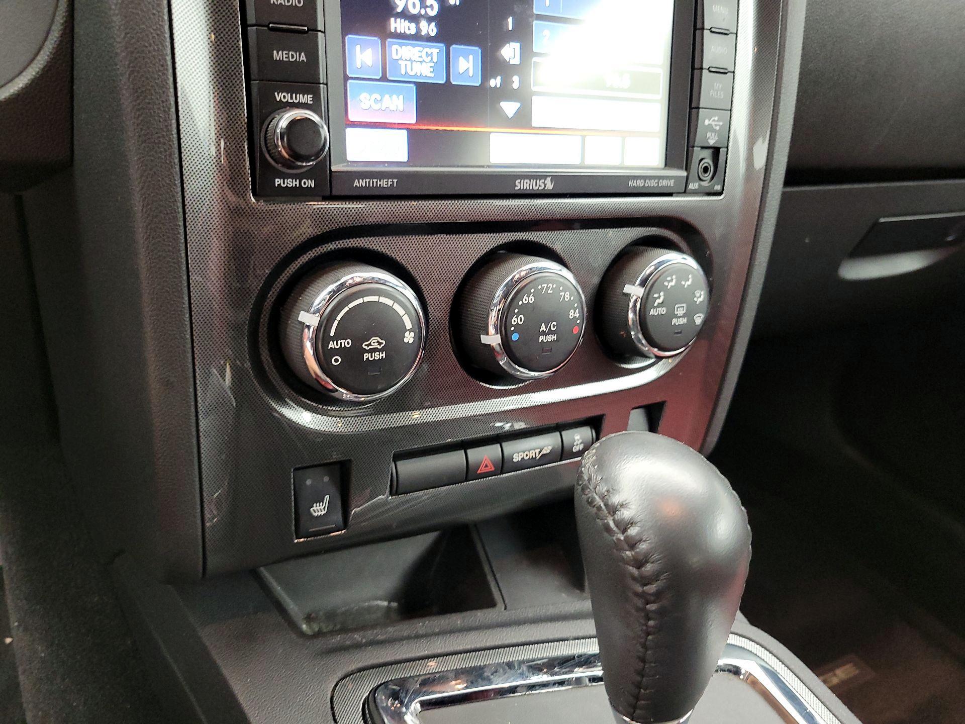 Thumbnail: 2014 Dodge Challenger - 15