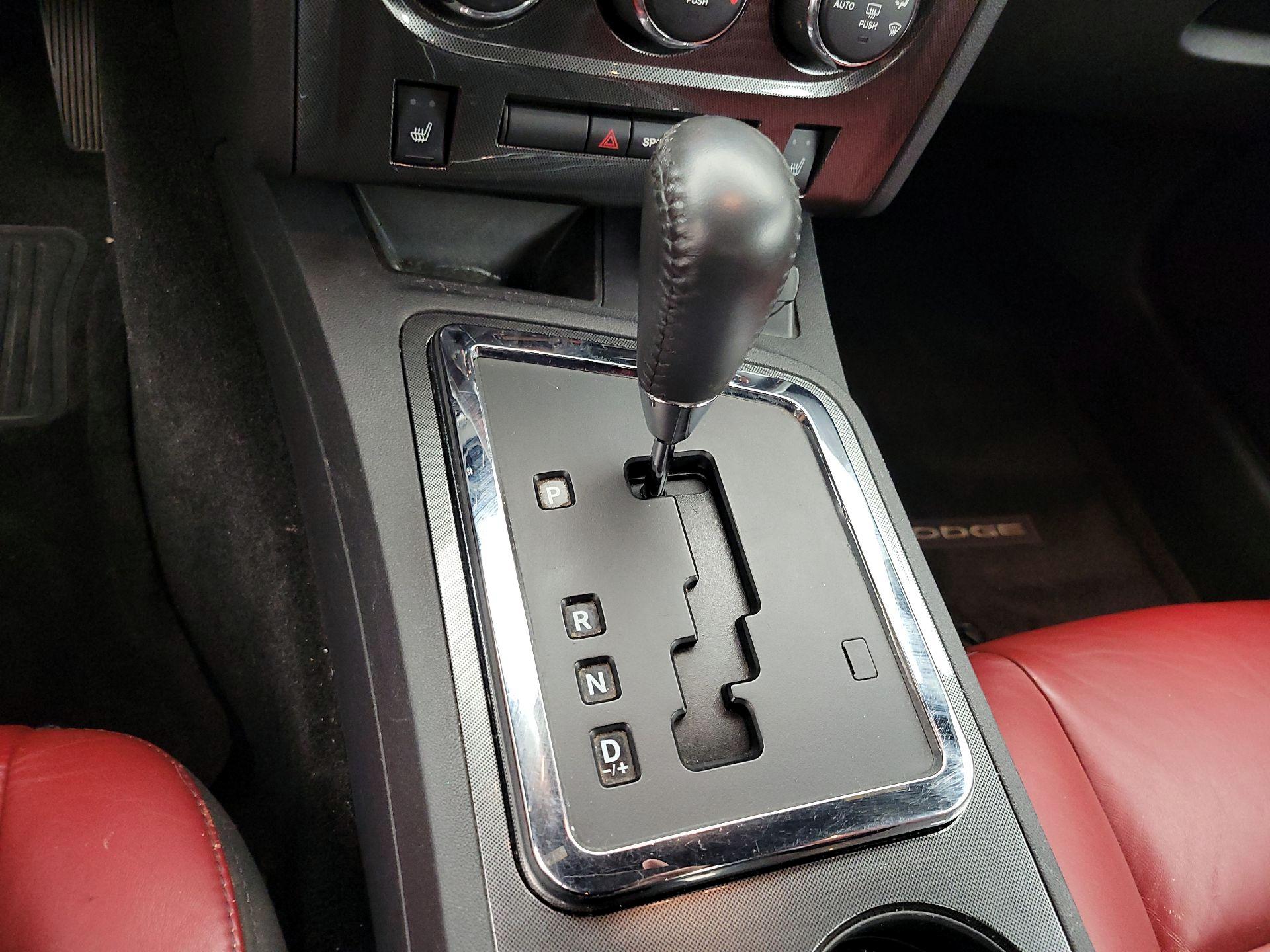 Thumbnail: 2014 Dodge Challenger - 16