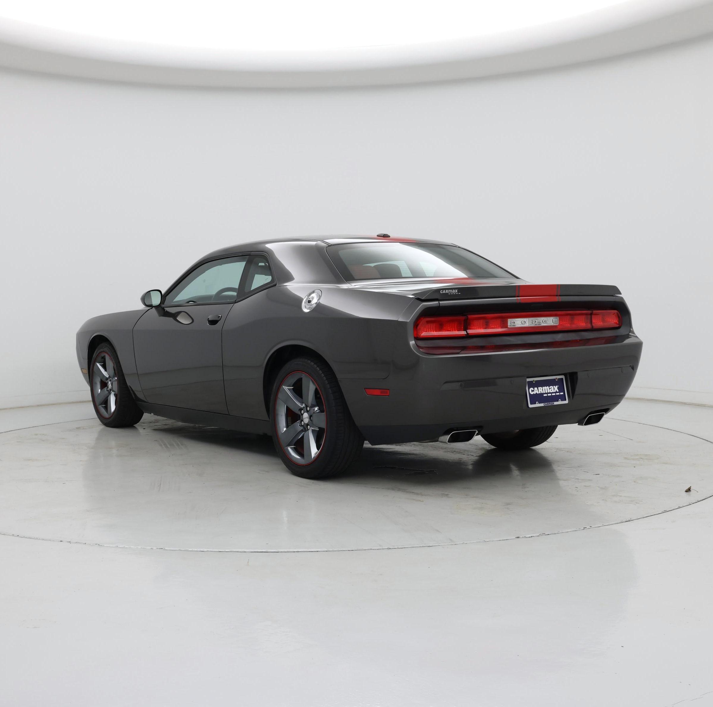 Thumbnail: 2014 Dodge Challenger - 2