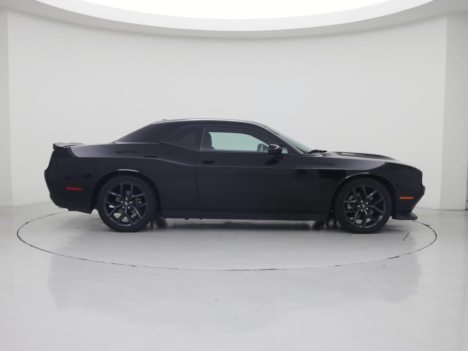 2022 Dodge Challenger R/T - Photo 8