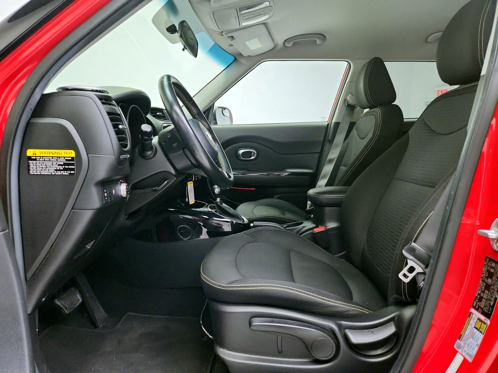 Thumbnail: 2016 Kia Soul - 11