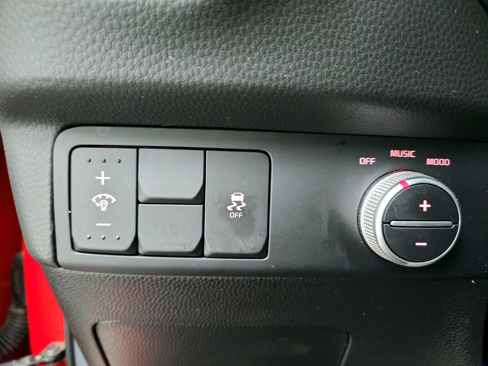 Thumbnail: 2016 Kia Soul - 13