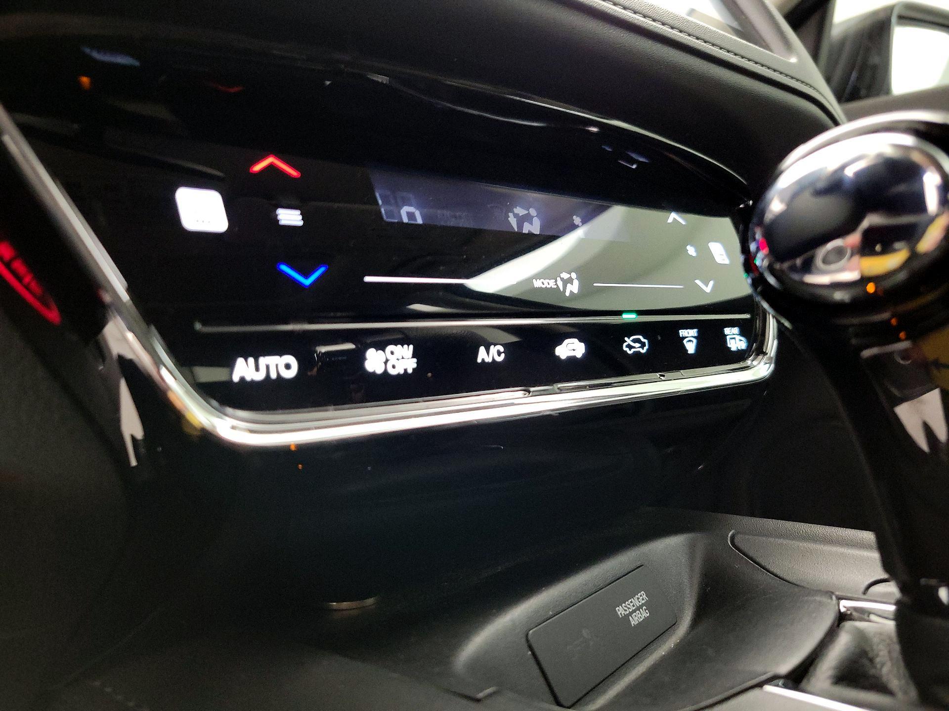 Thumbnail: 2019 Honda HR-V - 16