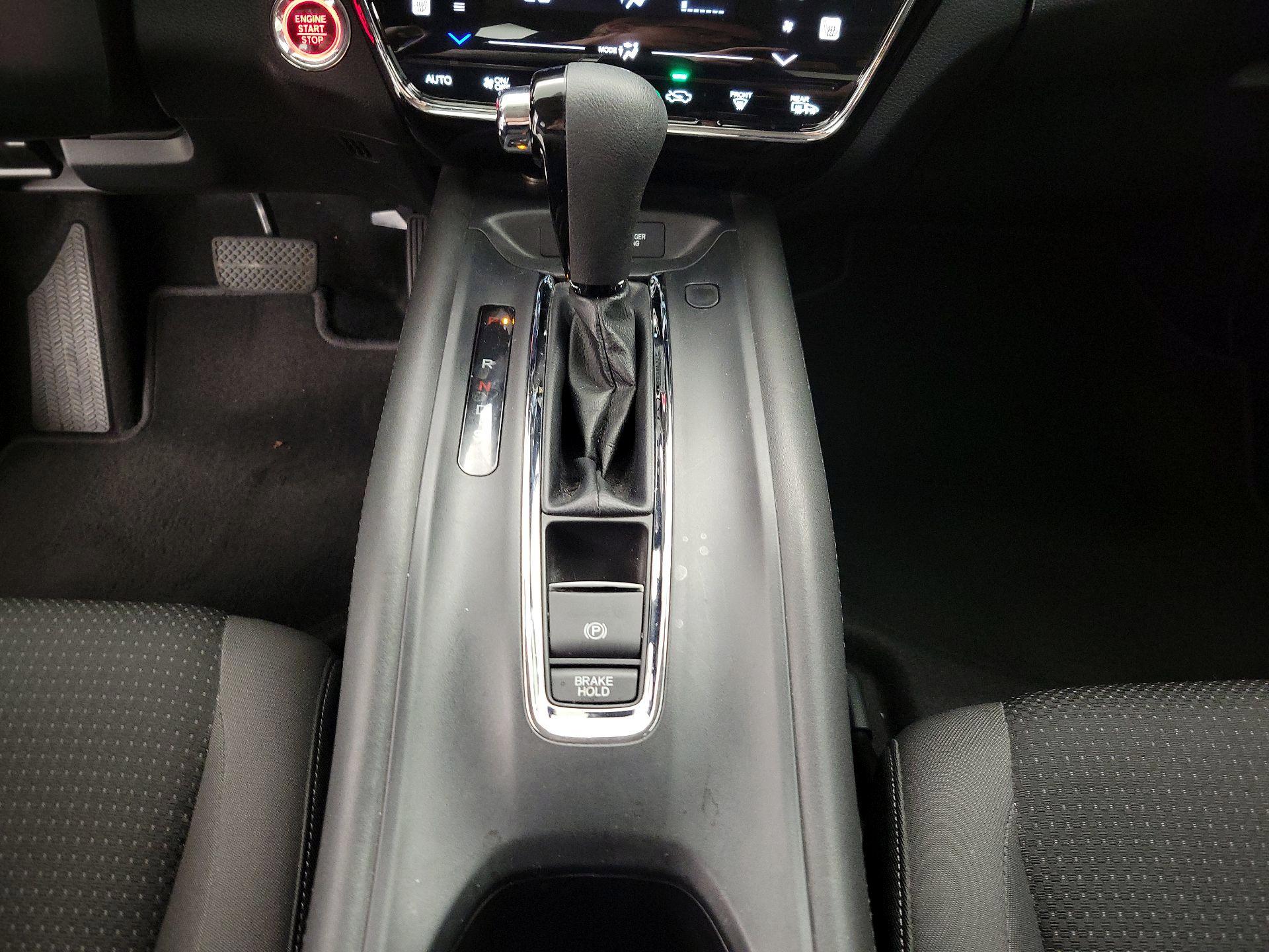 Thumbnail: 2019 Honda HR-V - 17