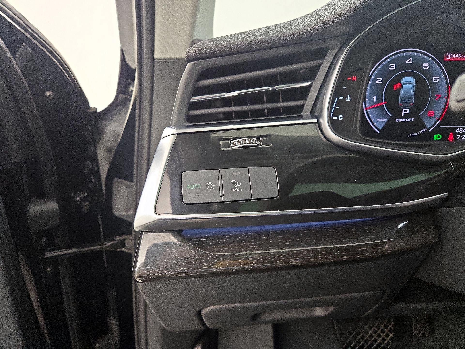 Thumbnail: 2023 Audi Q7 - 13