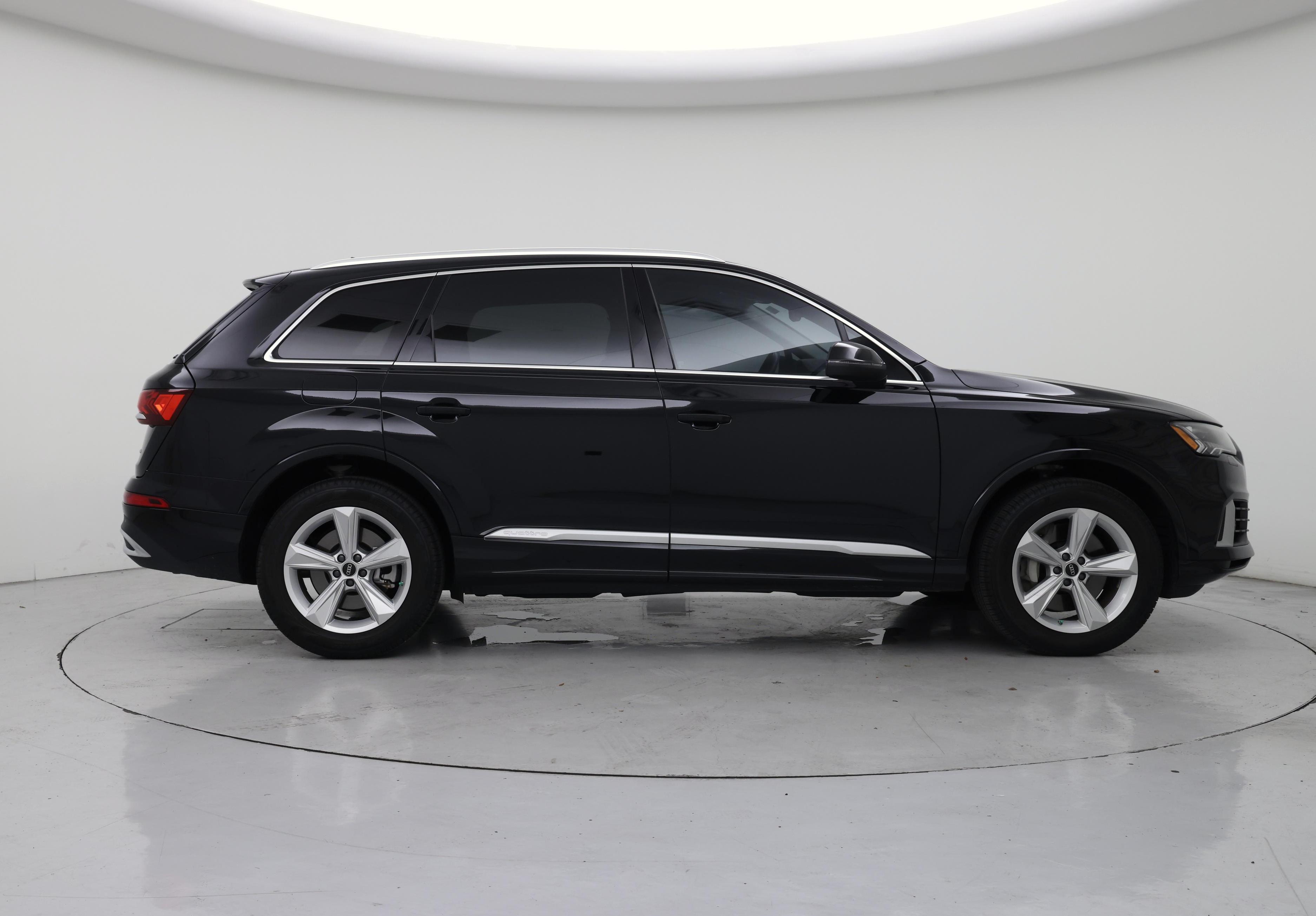 Thumbnail: 2023 Audi Q7 - 7