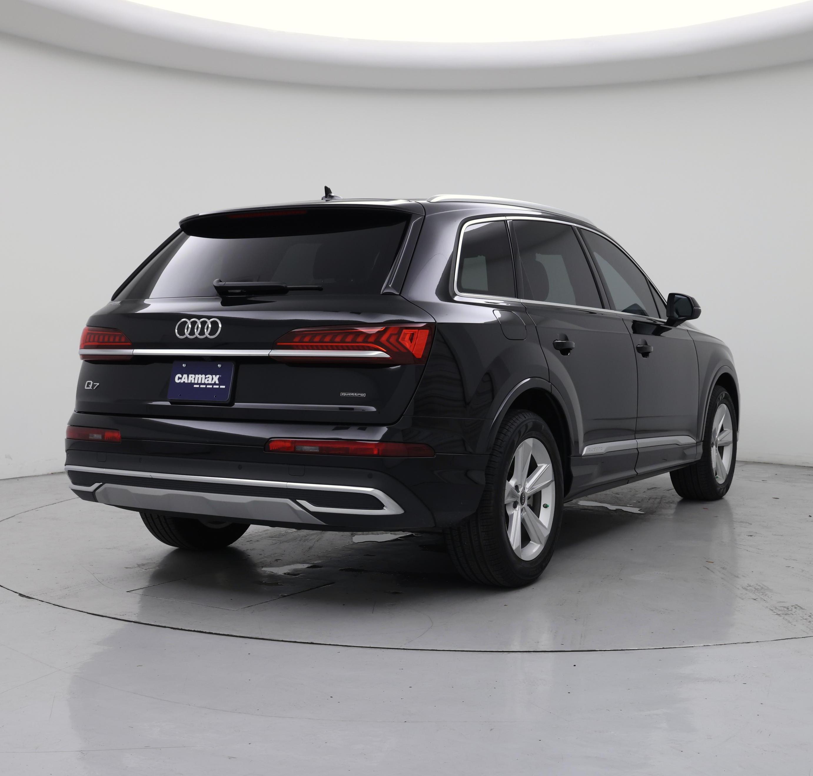 Thumbnail: 2023 Audi Q7 - 8