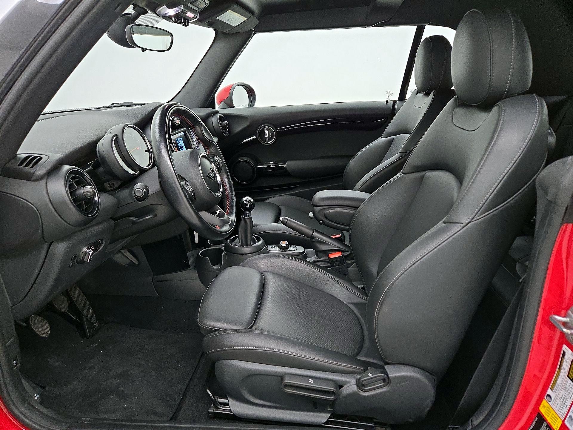 Thumbnail: 2019 MINI Cooper - 11