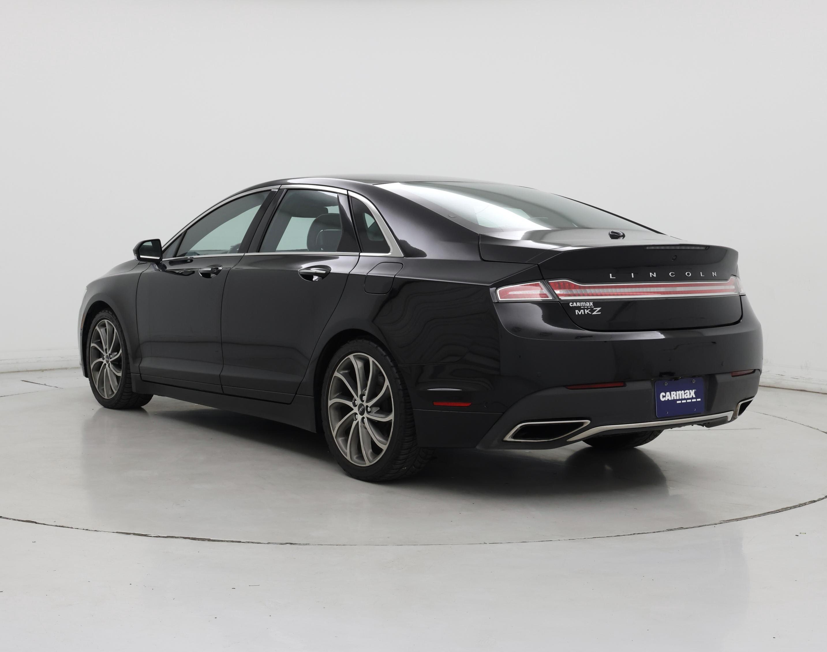 Thumbnail: 2017 Lincoln MKZ - 2