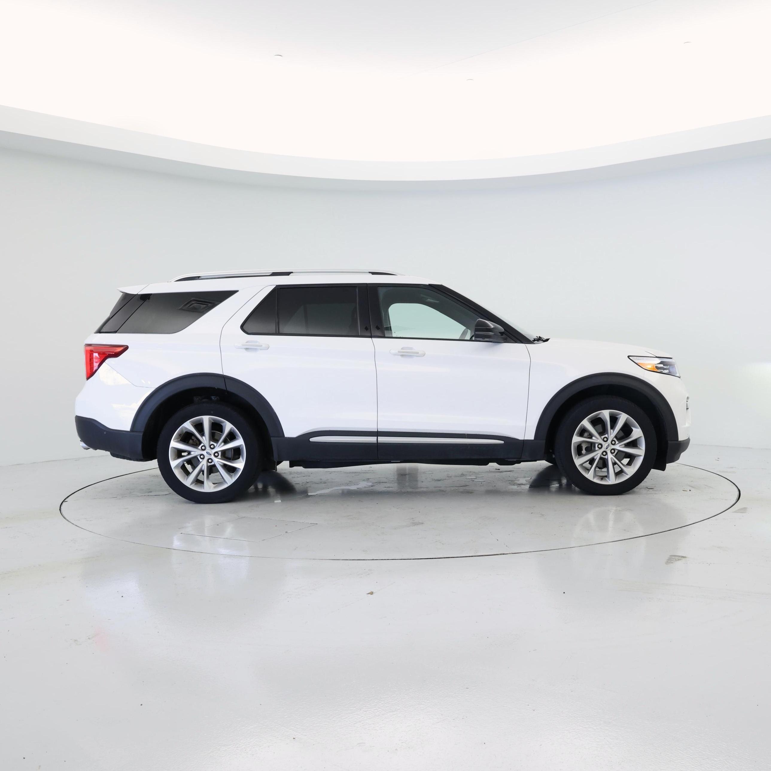 Thumbnail: 2021 Ford Explorer - 7