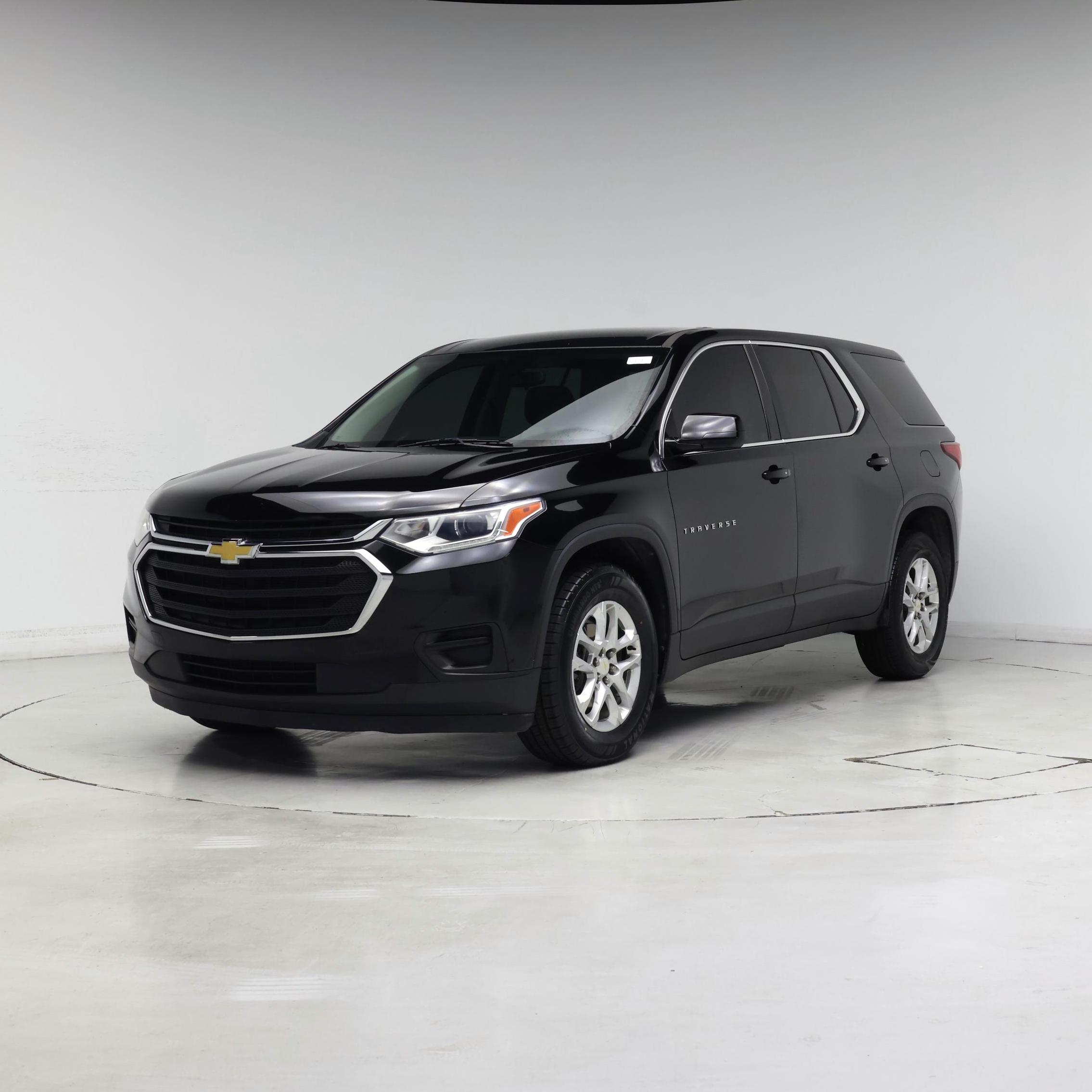 Thumbnail: 2021 Chevrolet Traverse - 4