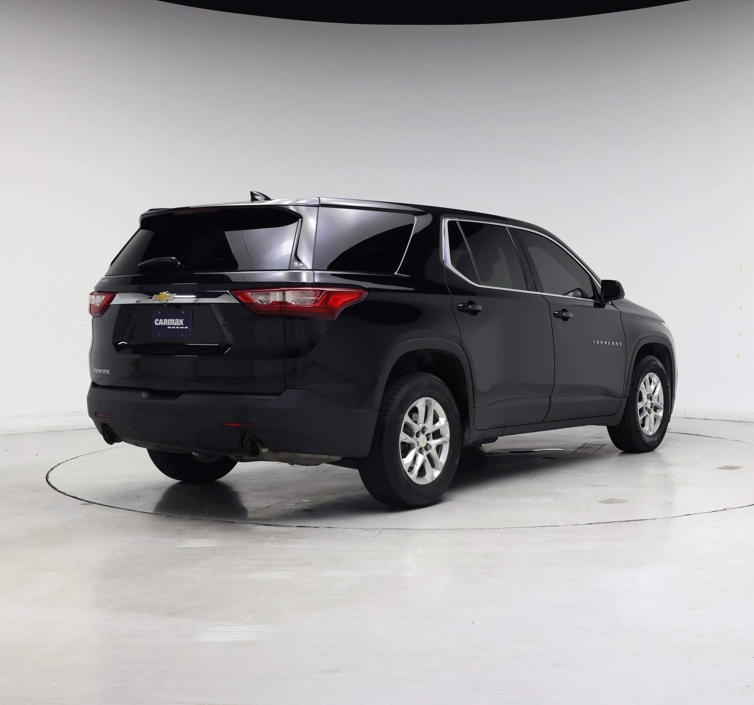 Thumbnail: 2021 Chevrolet Traverse - 8