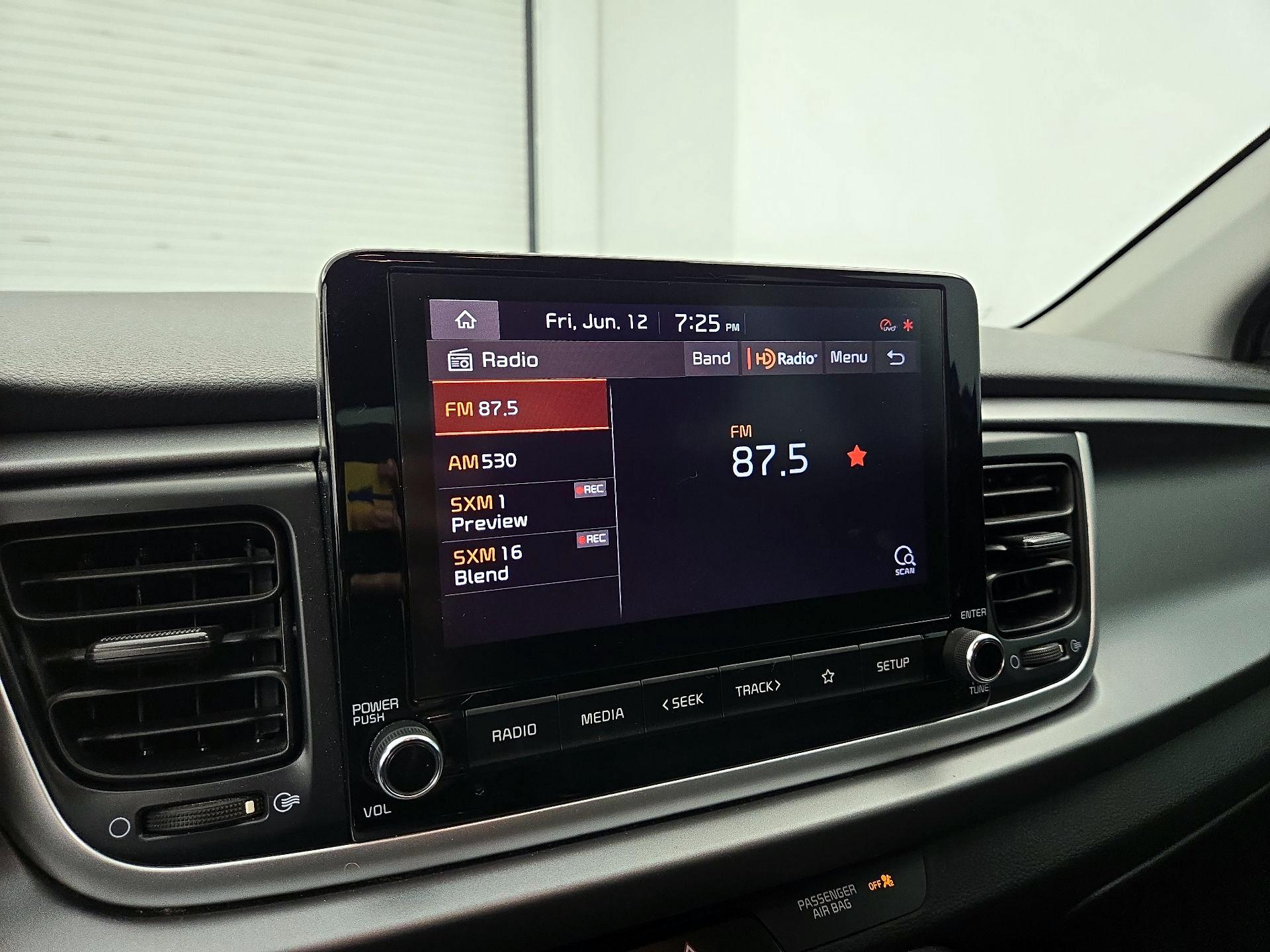 Thumbnail: 2021 Kia Rio5 - 15