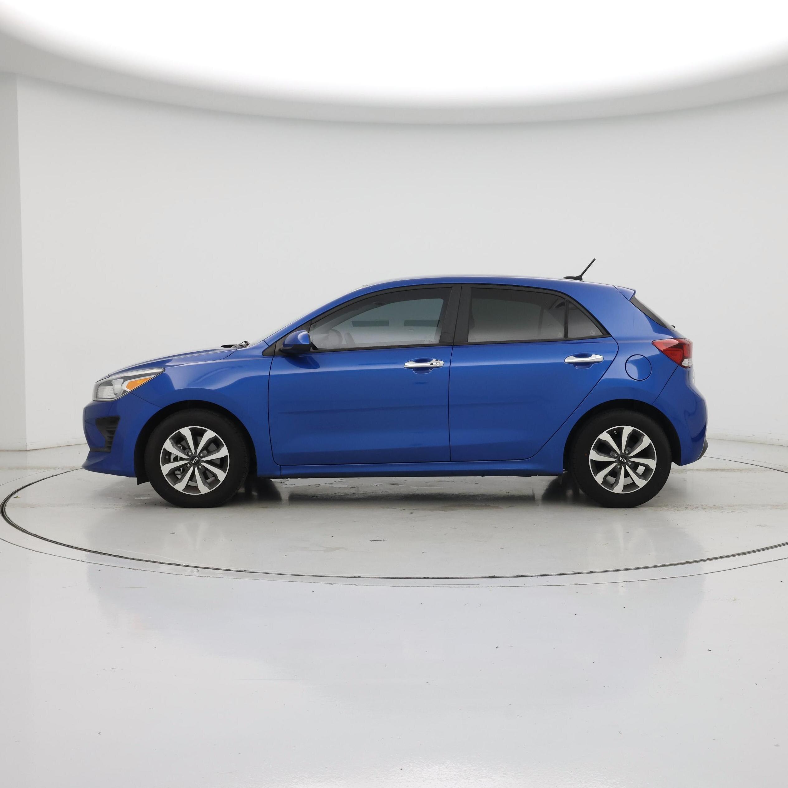 Thumbnail: 2021 Kia Rio5 - 3