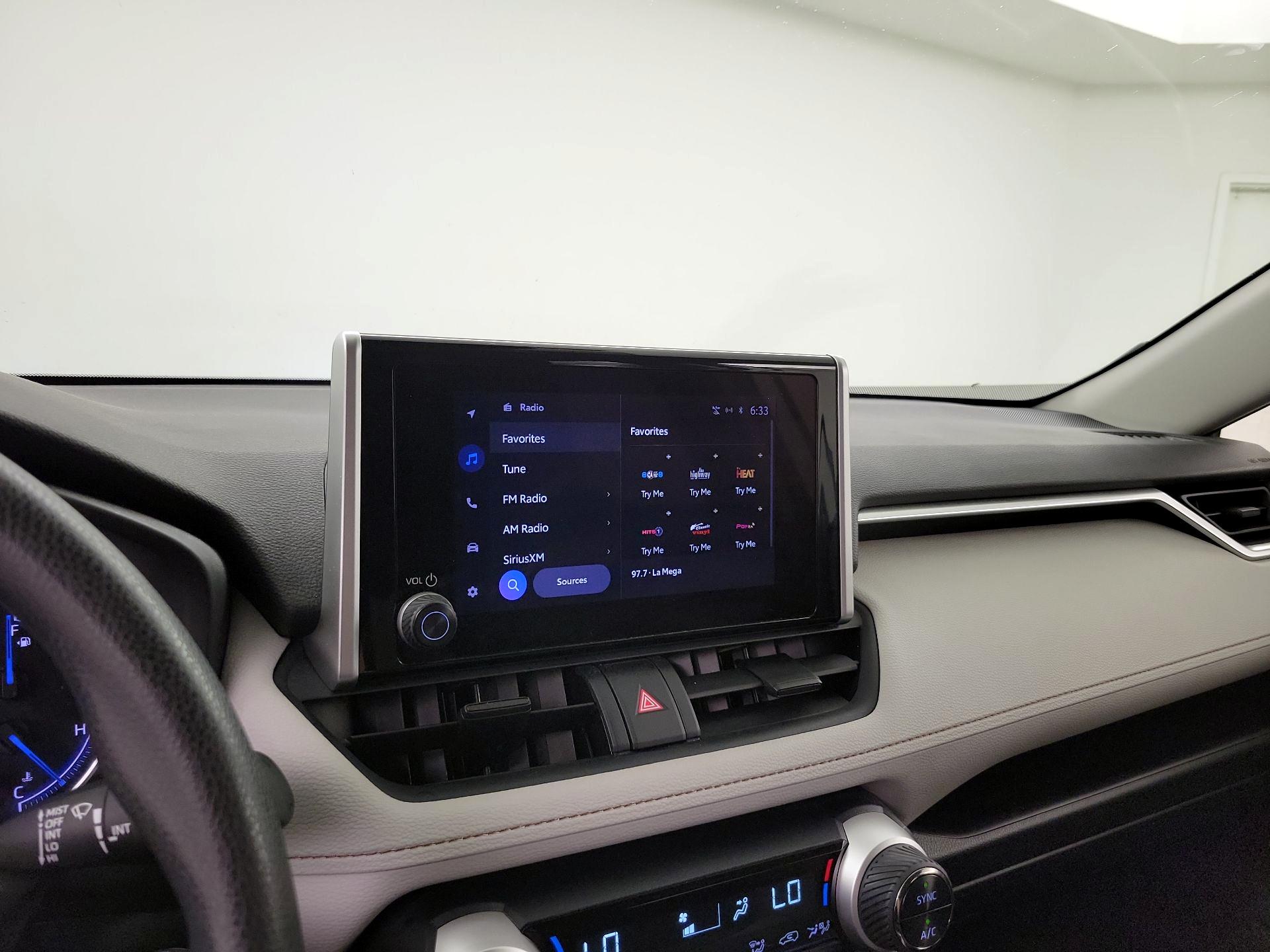 Thumbnail: 2023 Toyota RAV4 - 15