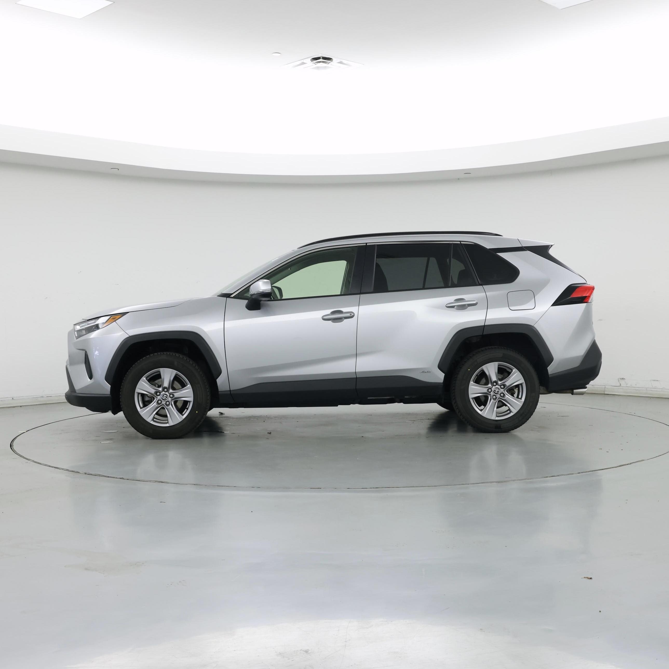 Thumbnail: 2023 Toyota RAV4 - 3