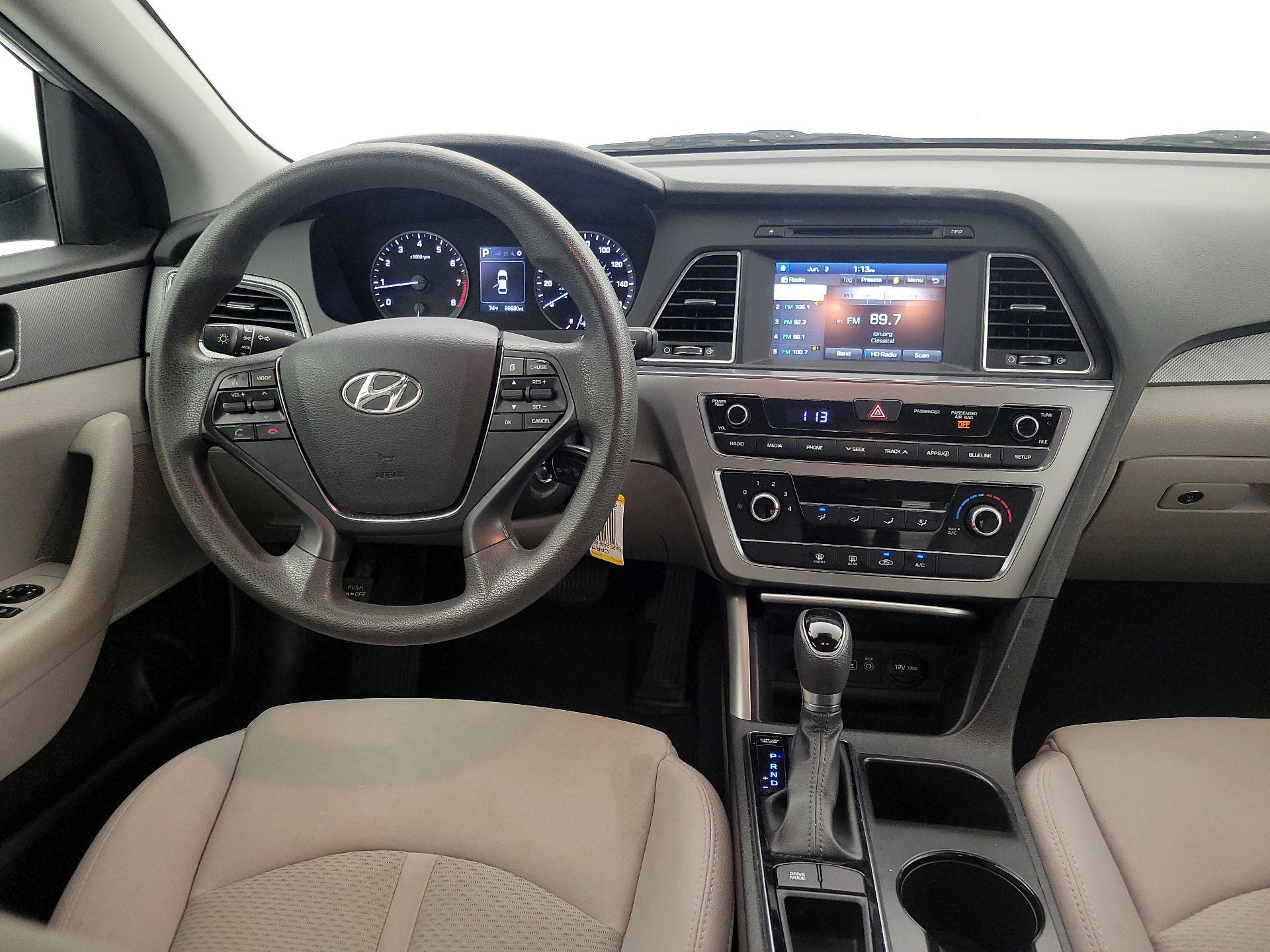 Thumbnail: 2016 Hyundai Sonata - 10