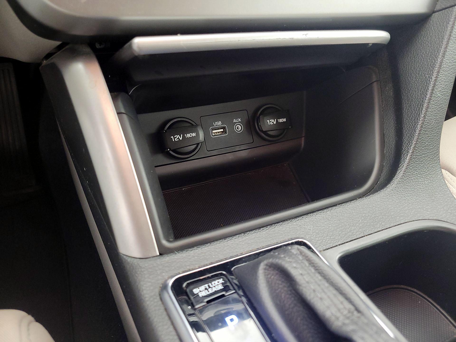 Thumbnail: 2016 Hyundai Sonata - 18