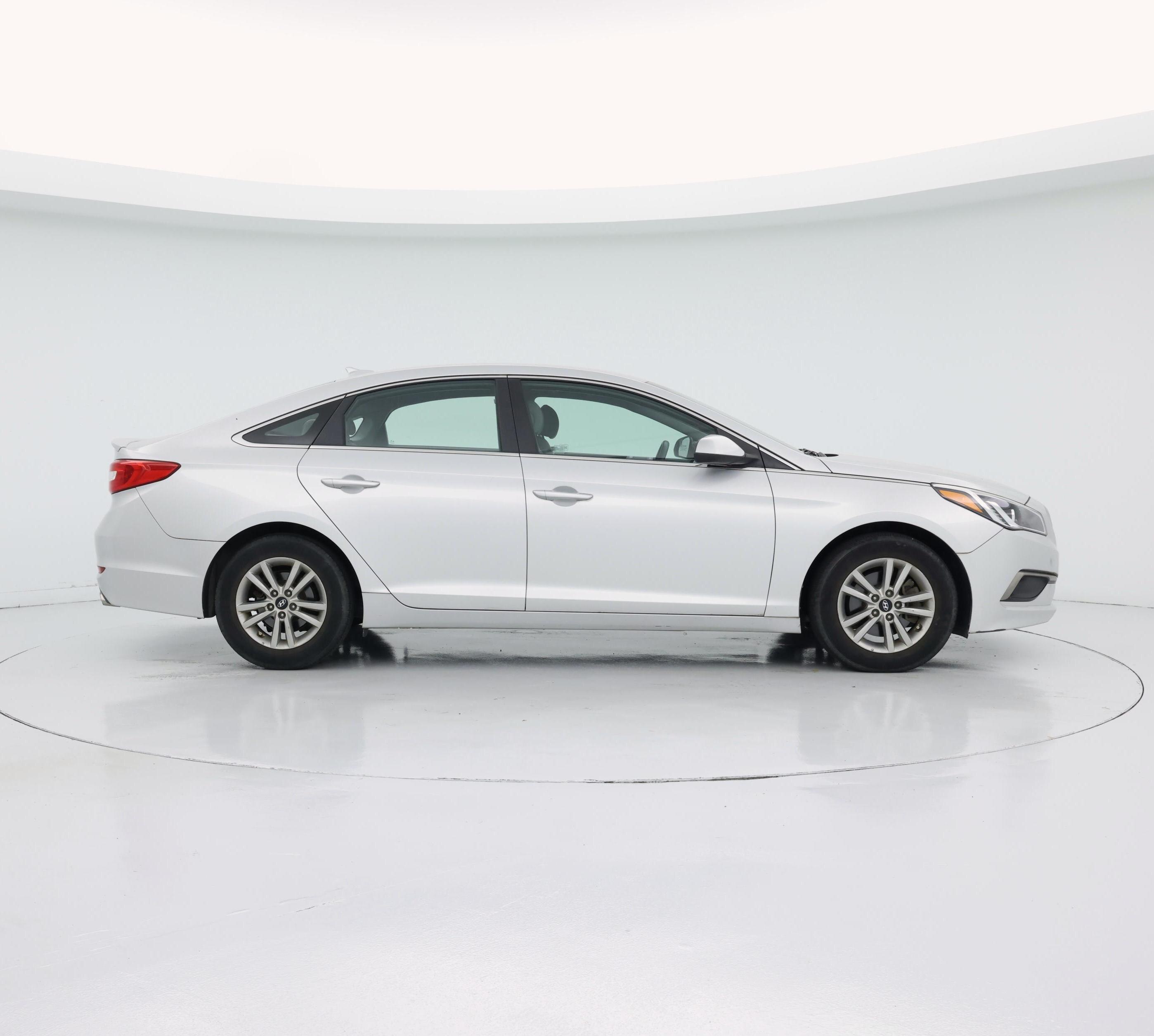 Thumbnail: 2016 Hyundai Sonata - 7