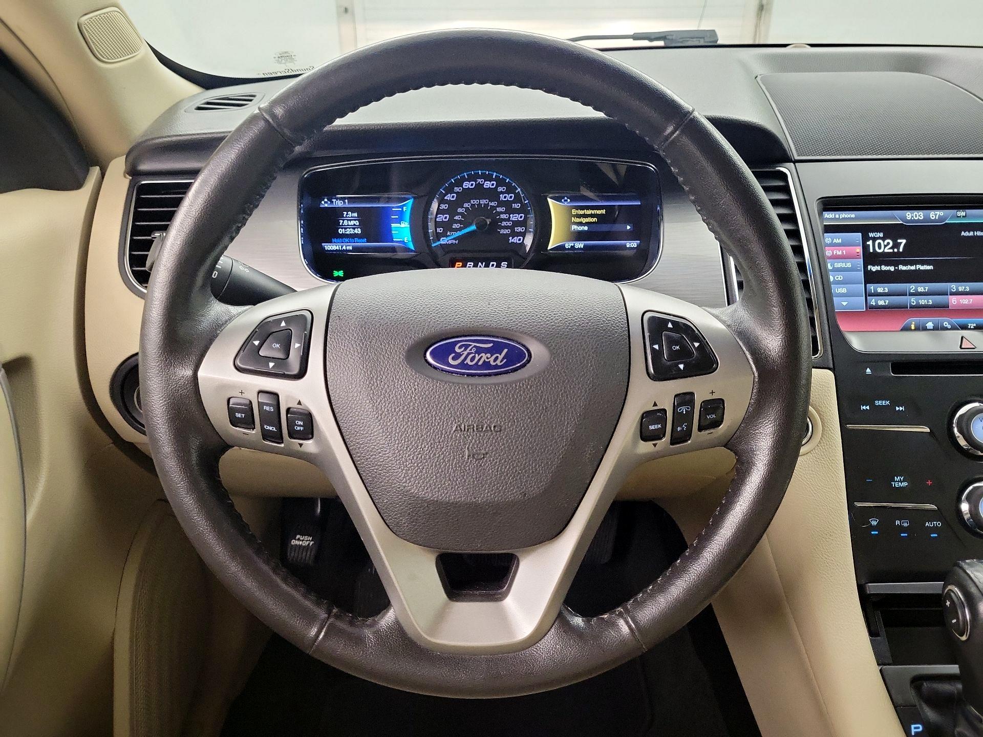 Thumbnail: 2015 Ford Taurus - 10