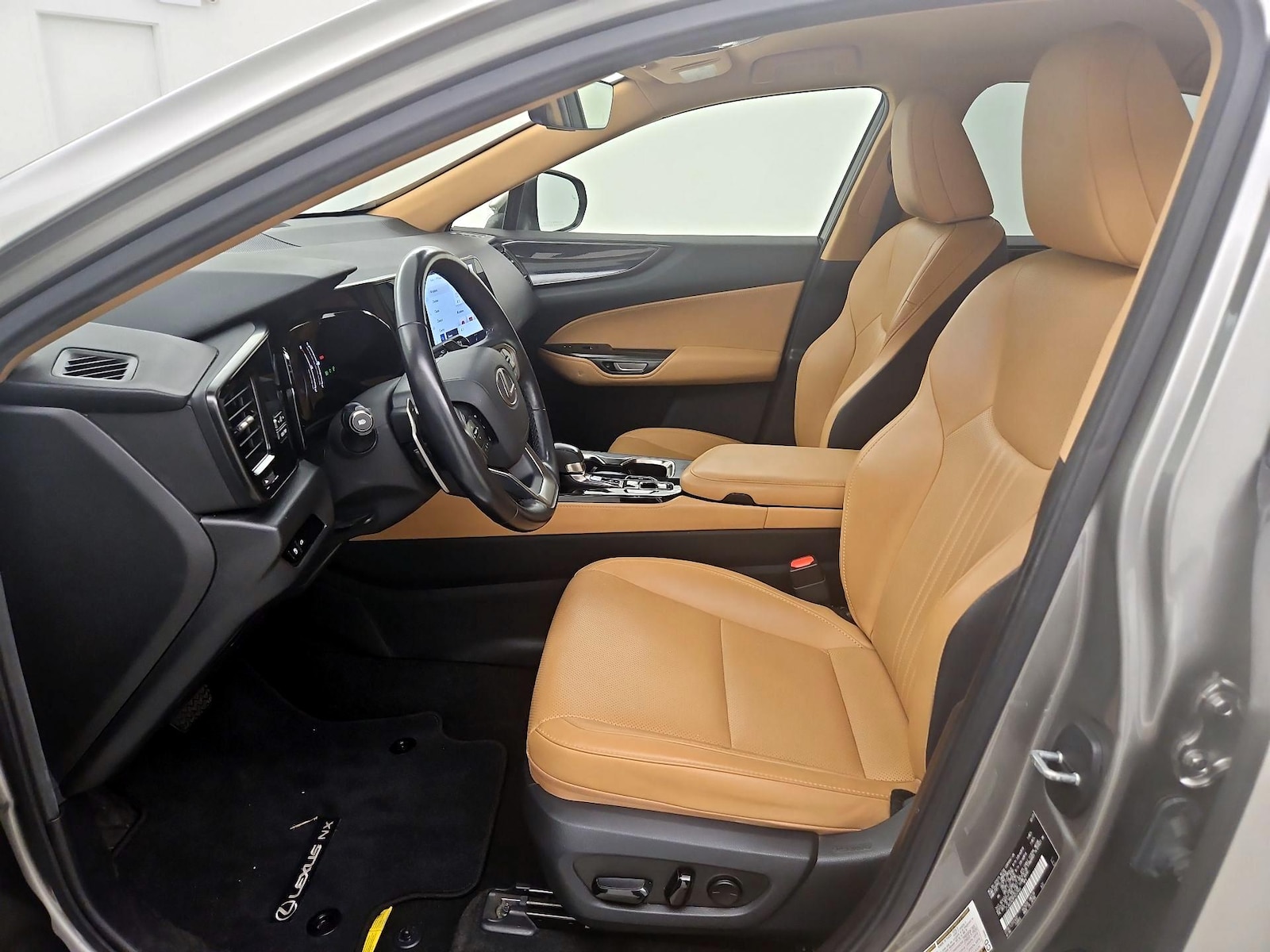 2023 Lexus NX 250 - Photo 10