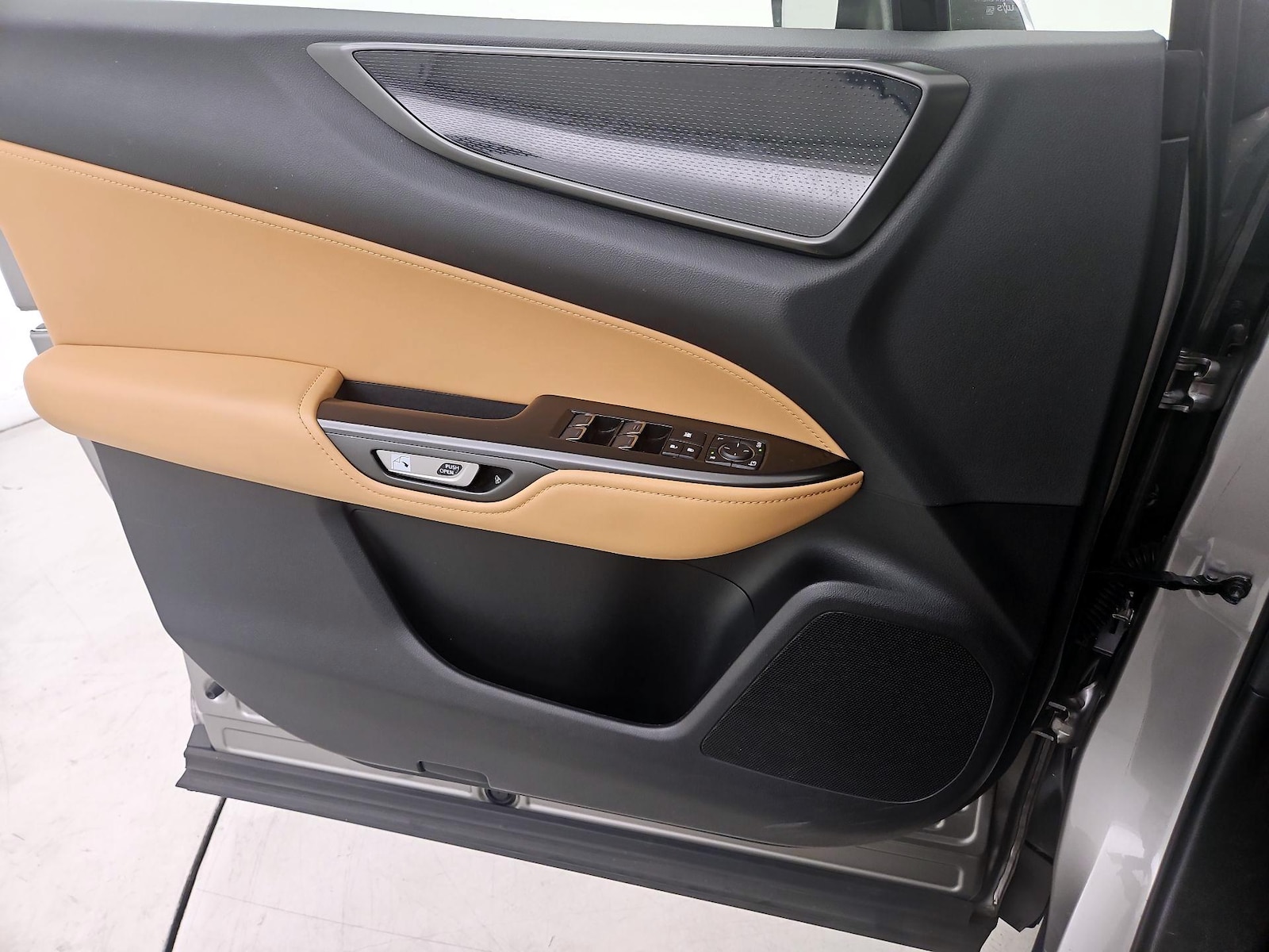 2023 Lexus NX 250 - Photo 11