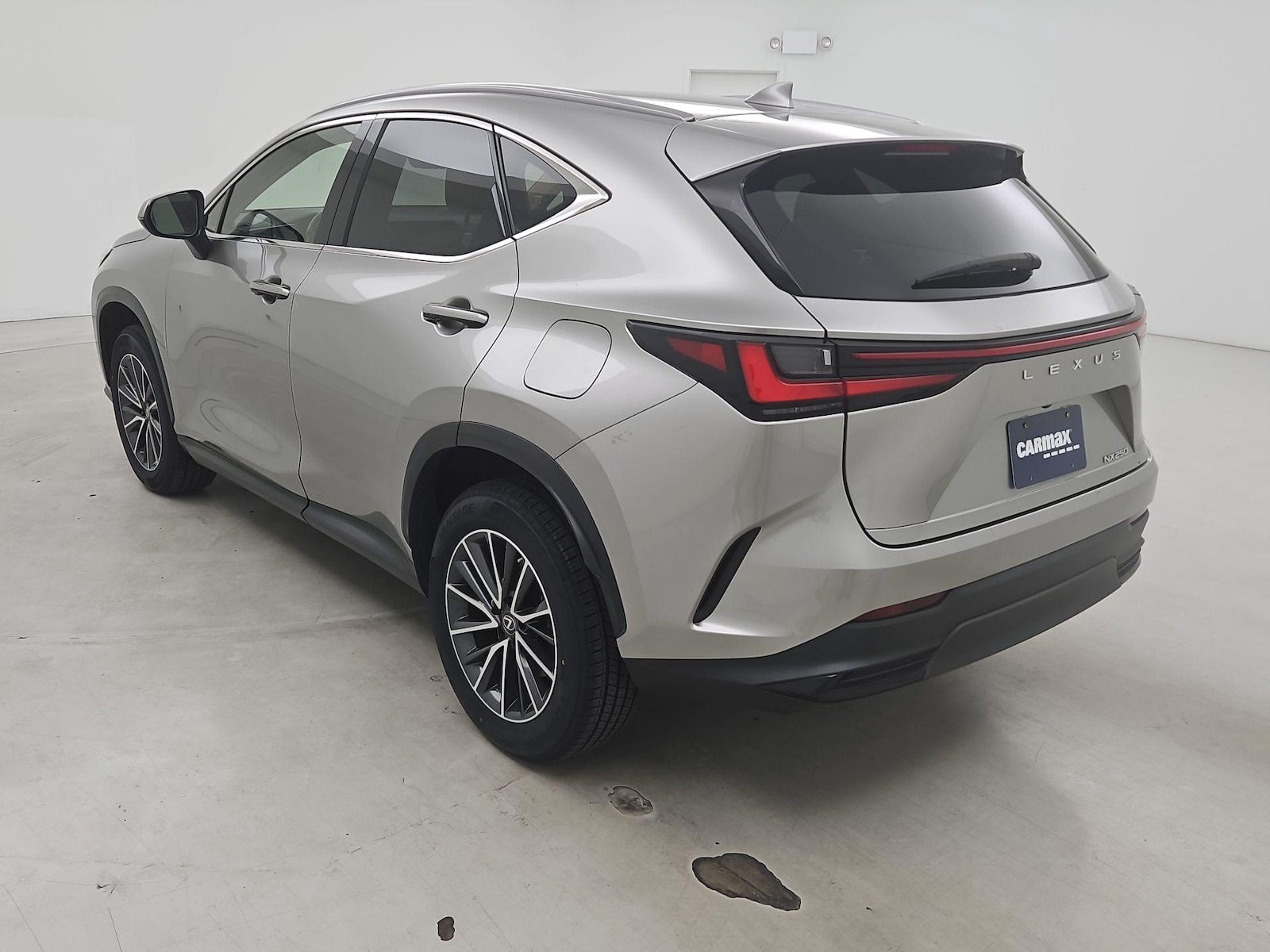 2023 Lexus NX 250 - Photo 7