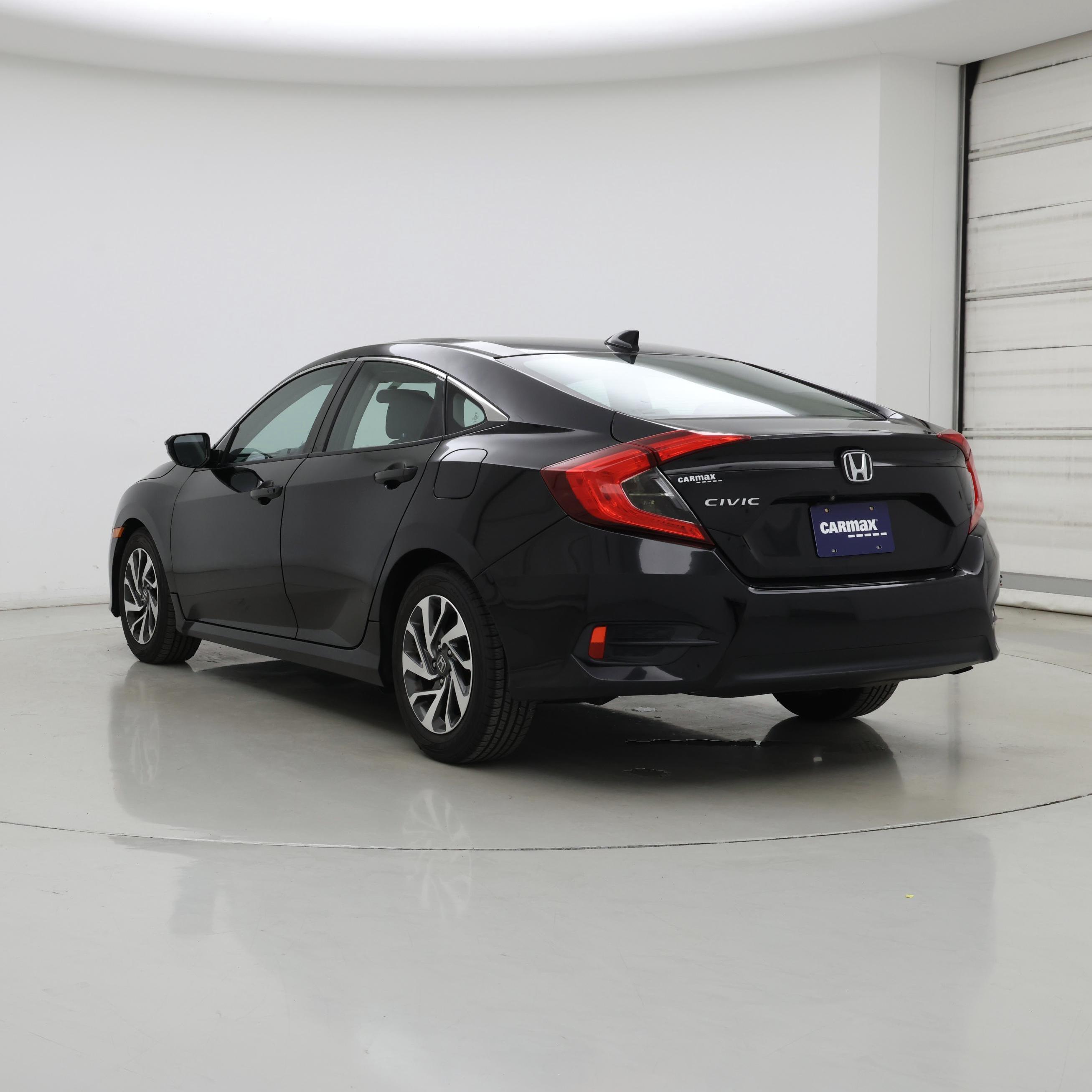 Thumbnail: 2017 Honda Civic - 2