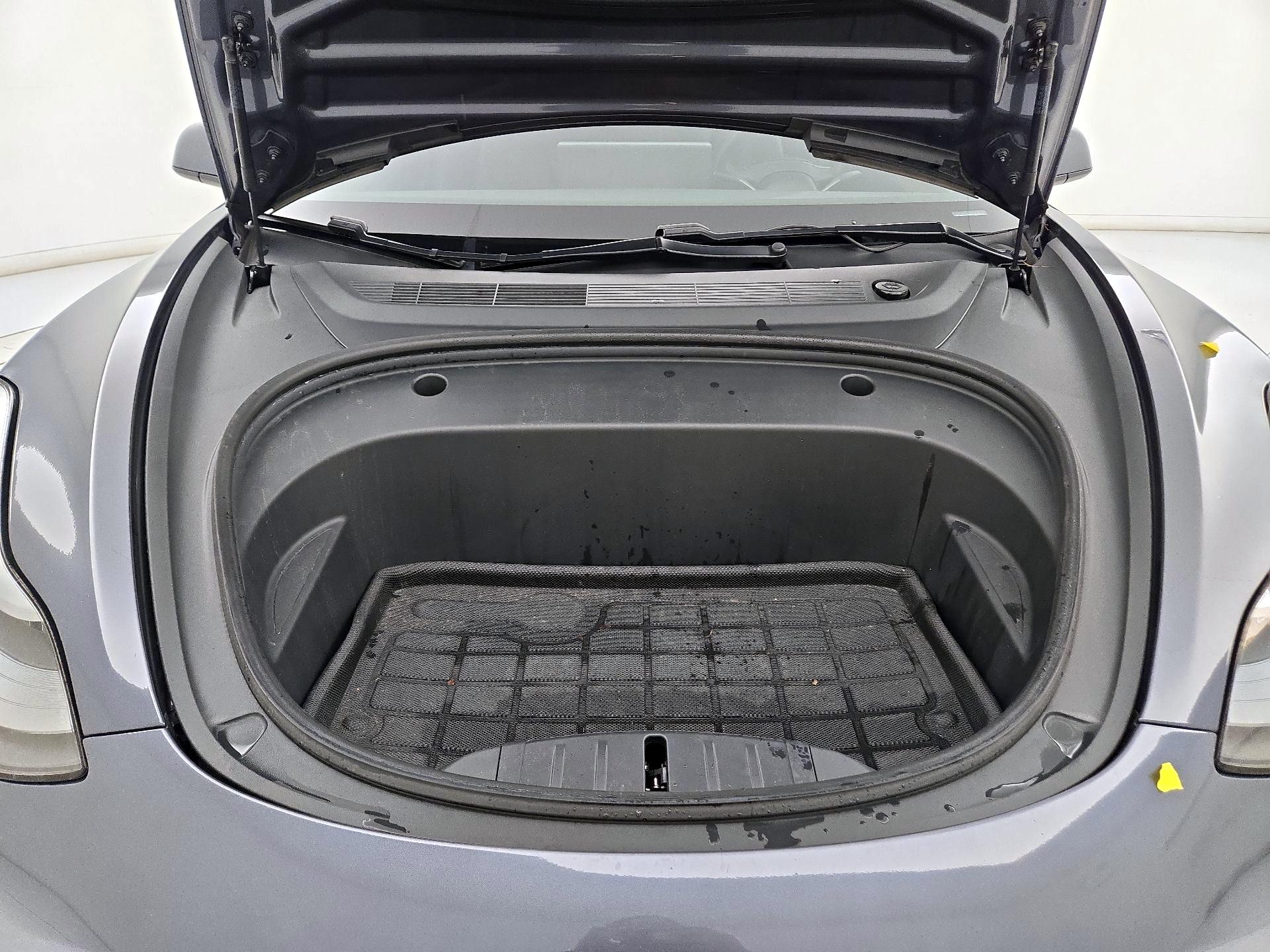 Thumbnail: 2021 Tesla Model 3 - 19