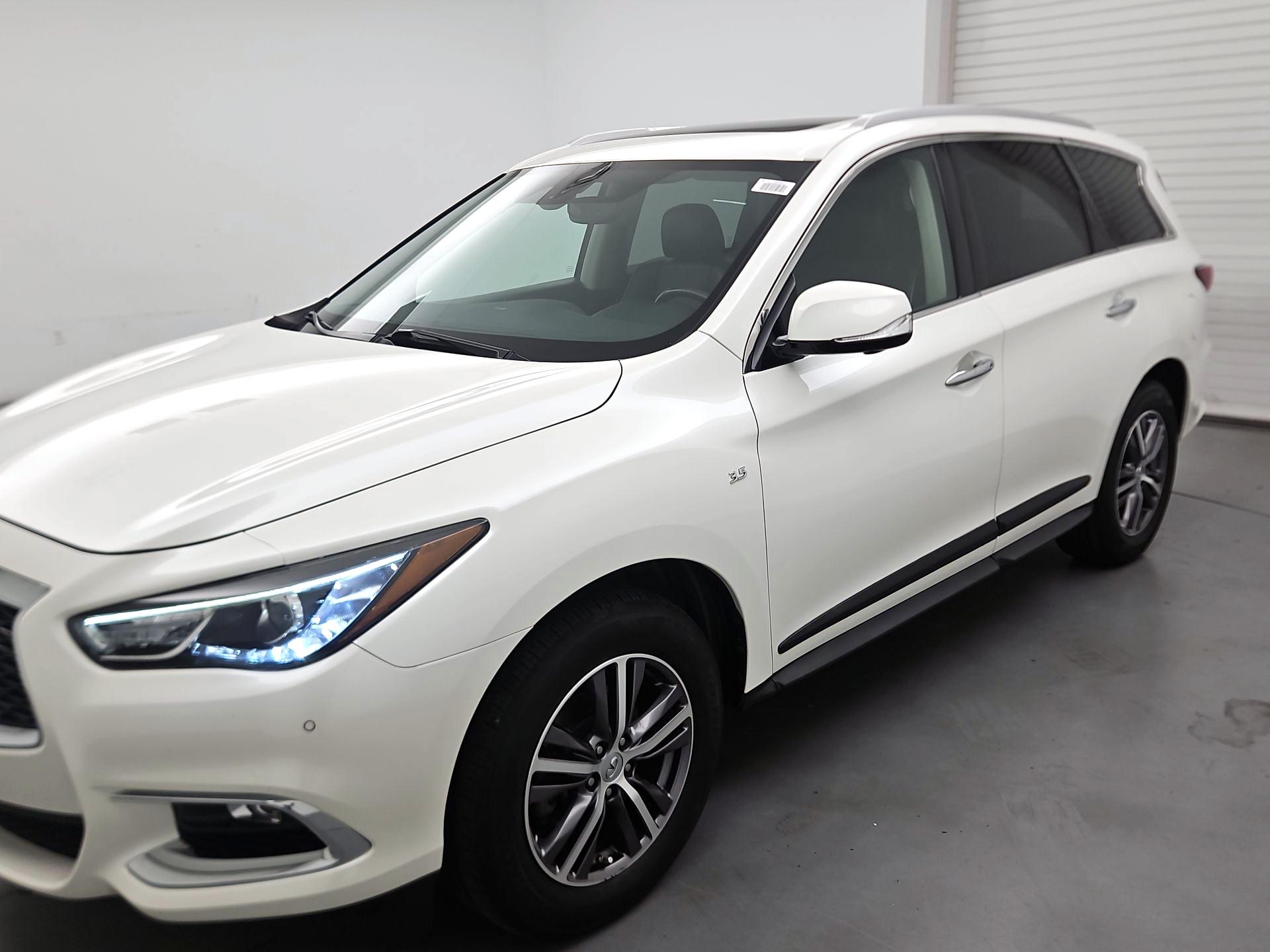 Thumbnail: 2017 INFINITI QX60 - 3