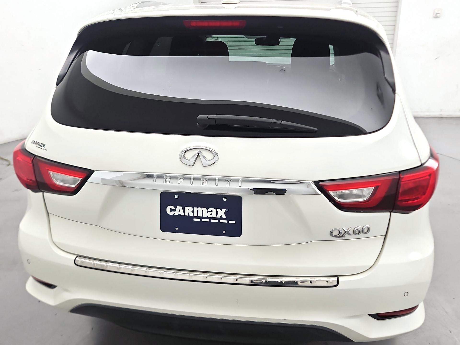 Thumbnail: 2017 INFINITI QX60 - 6