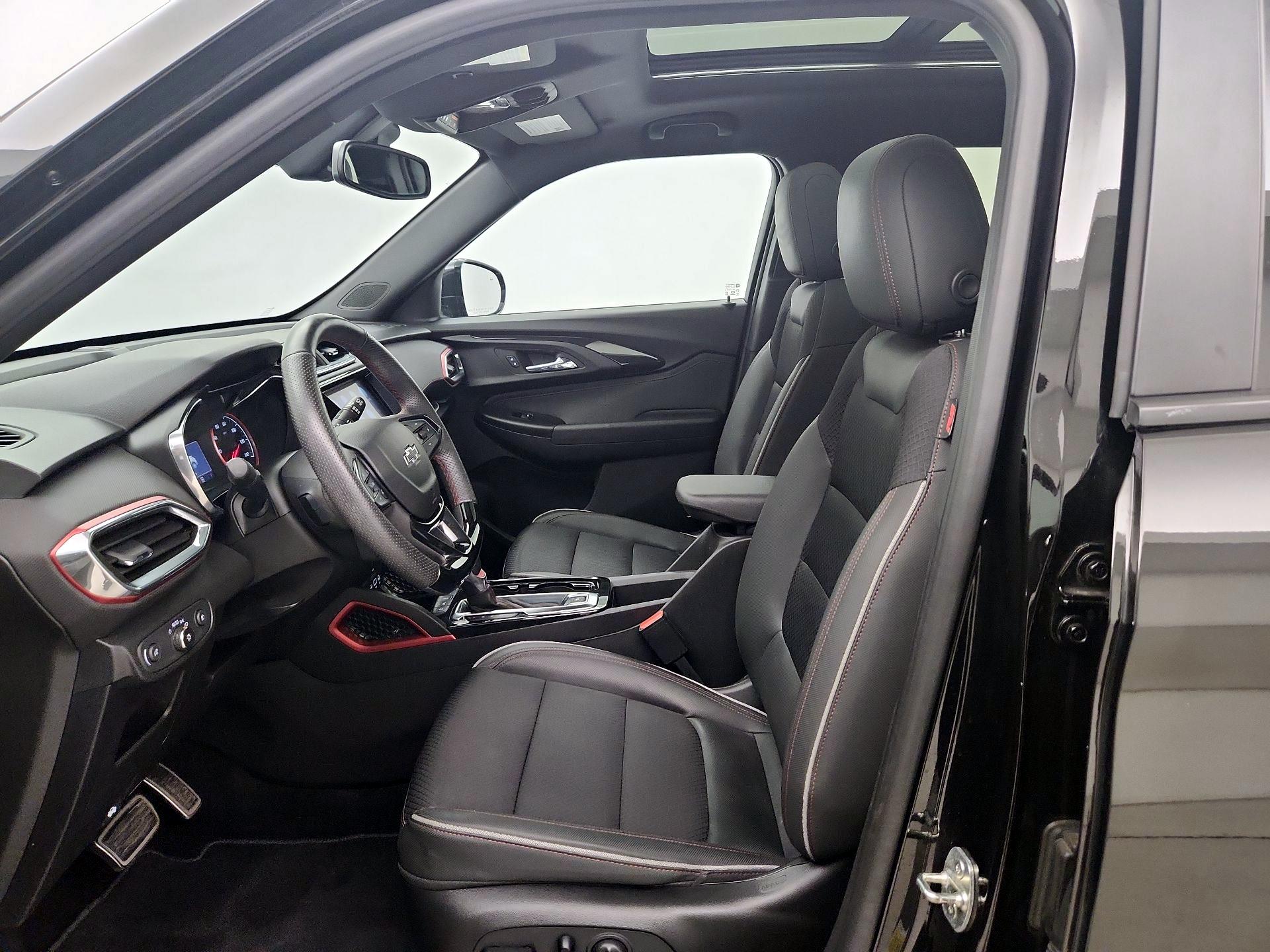 Thumbnail: 2022 Chevrolet TrailBlazer - 11