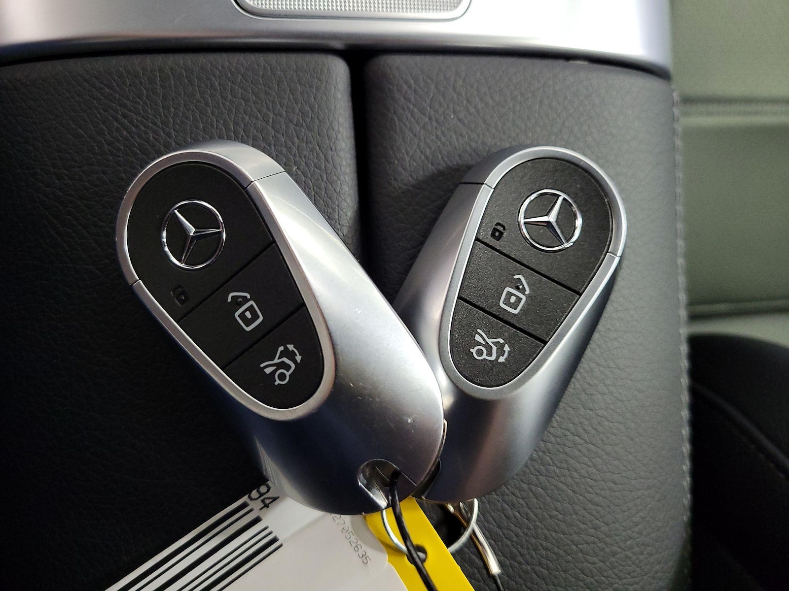 2025 Mercedes-Benz GLC Base - Photo 24
