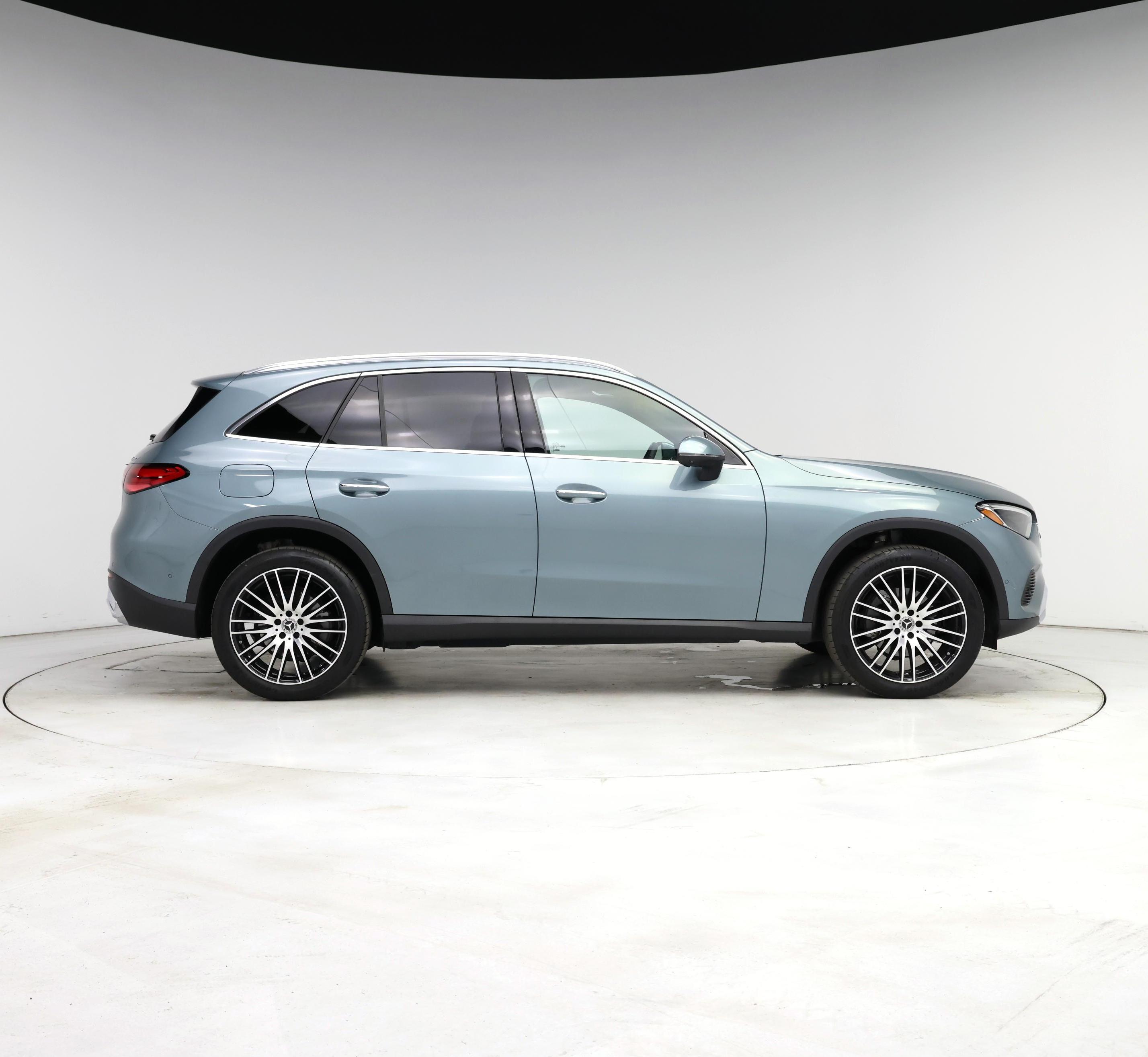 Thumbnail: 2025 Mercedes-Benz GLC - 7